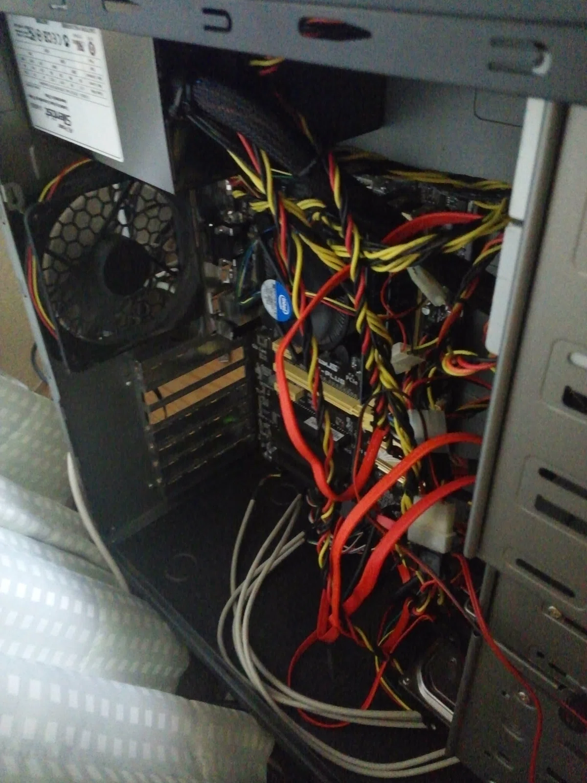 自作PCの17年史：5000円の中古PCから9950X3Dにいたるまで｜ハルジオン