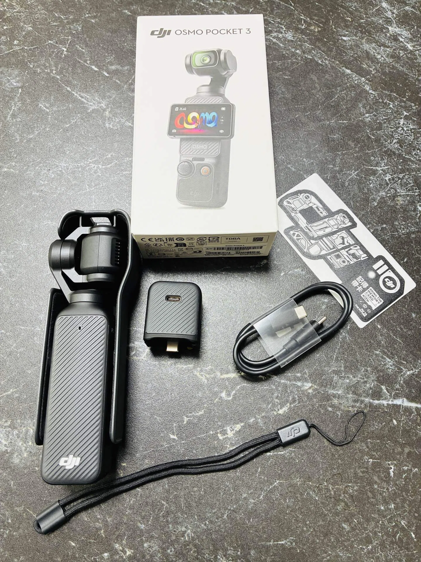 dji Osmo Pocket おまけ付き iPhoneユーザー必見！ DJI Osmo Pocket 3到着！早速、iPhoneでVlog編集してみました。｜すもぶー