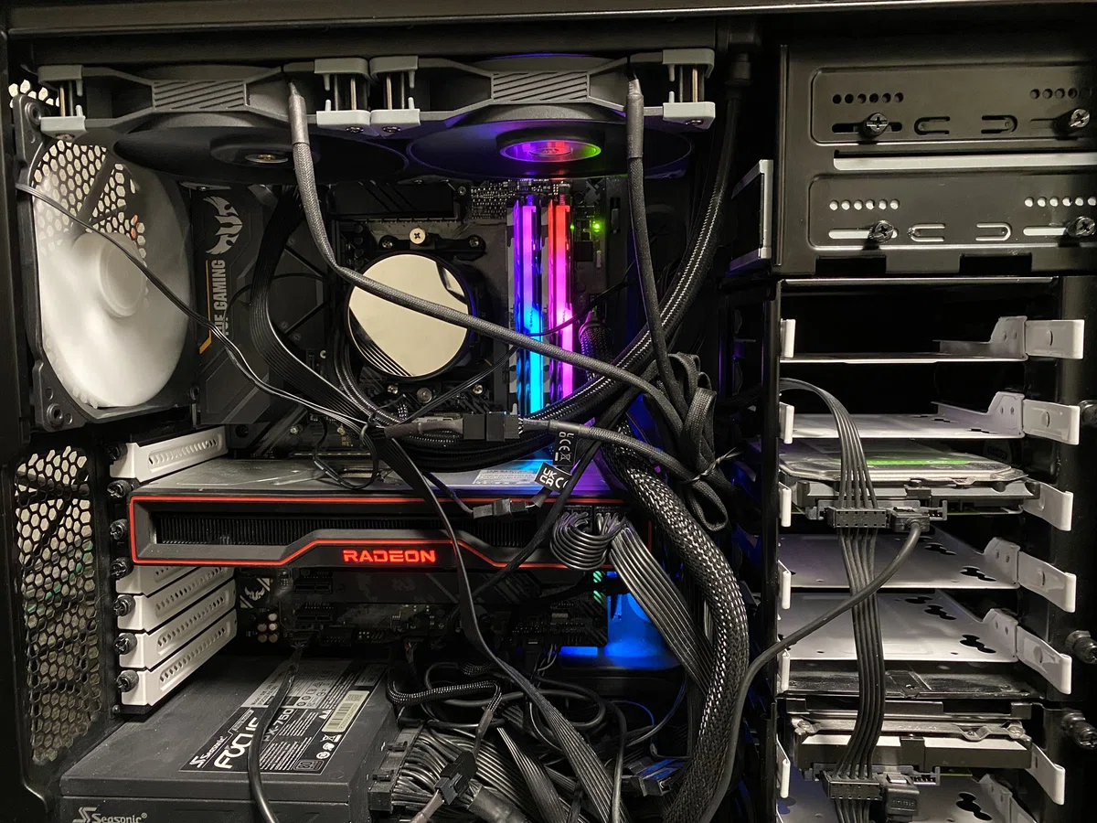 自作PCの17年史：5000円の中古PCから9950X3Dにいたるまで｜ハルジオン