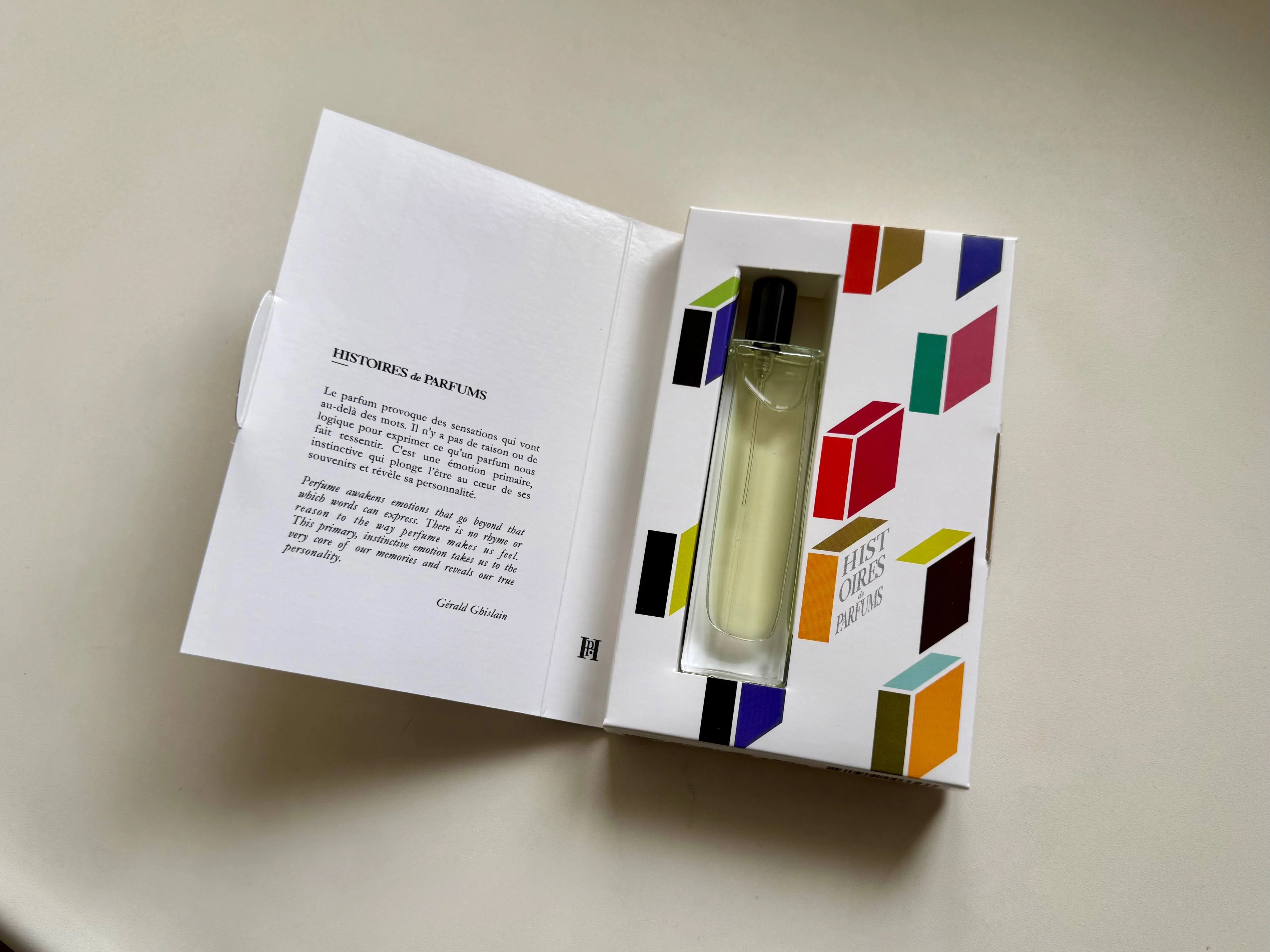 Histoires de Parfums | 1899。文豪の言葉は夜に落ちる｜kaz-san