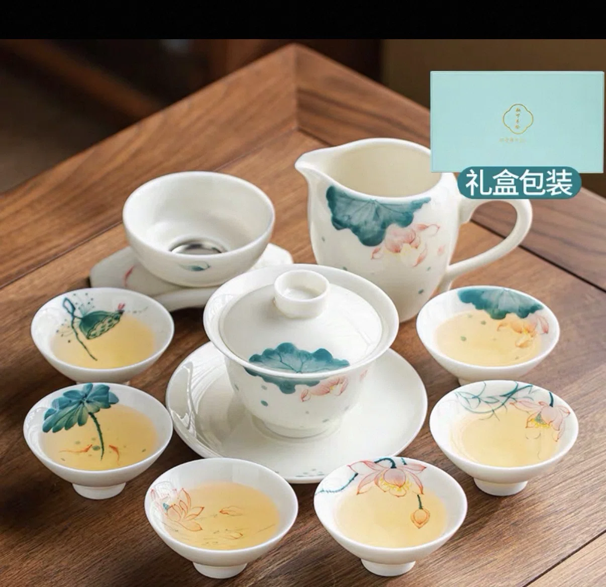 蓮の茶器と、2026年干支白茶餅茶】｜みっちゃん