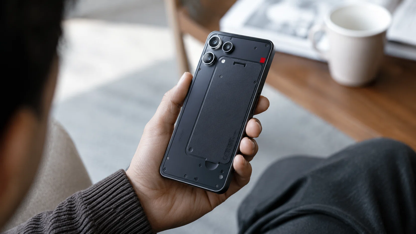 Nothing Phone (3a) Liteのレビュー・口コミ評判 4万円台で個性と