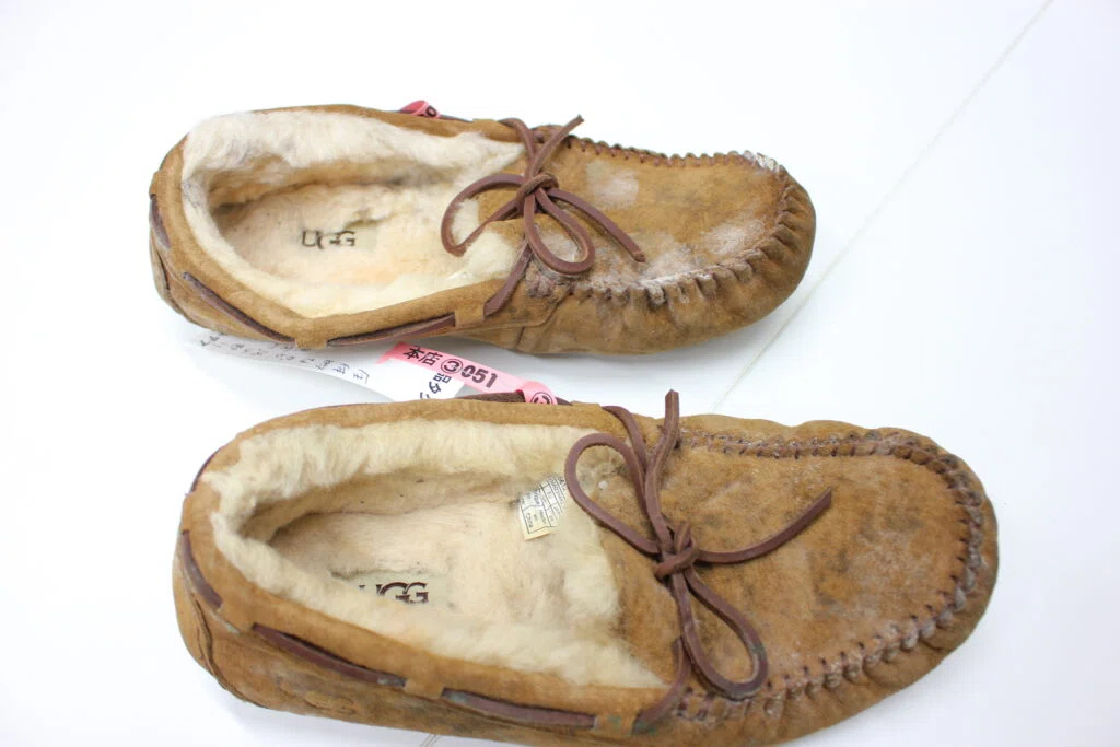 コアなアグファンへ】お気に入りのUGGにカビが…!絶望から救う「レザー コアなアグファンへ】お気に入りのUGGにカビが…!絶望から救う「レザー