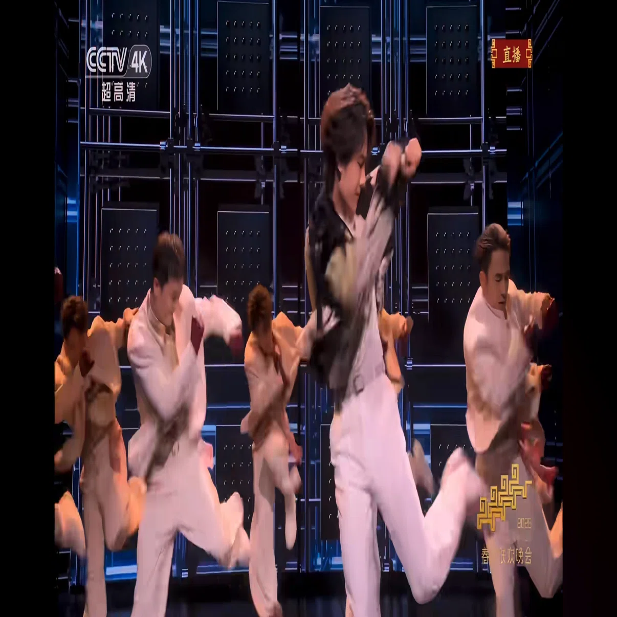 何度も止めて見たくなる王一博くんのダンス｜サクラサク