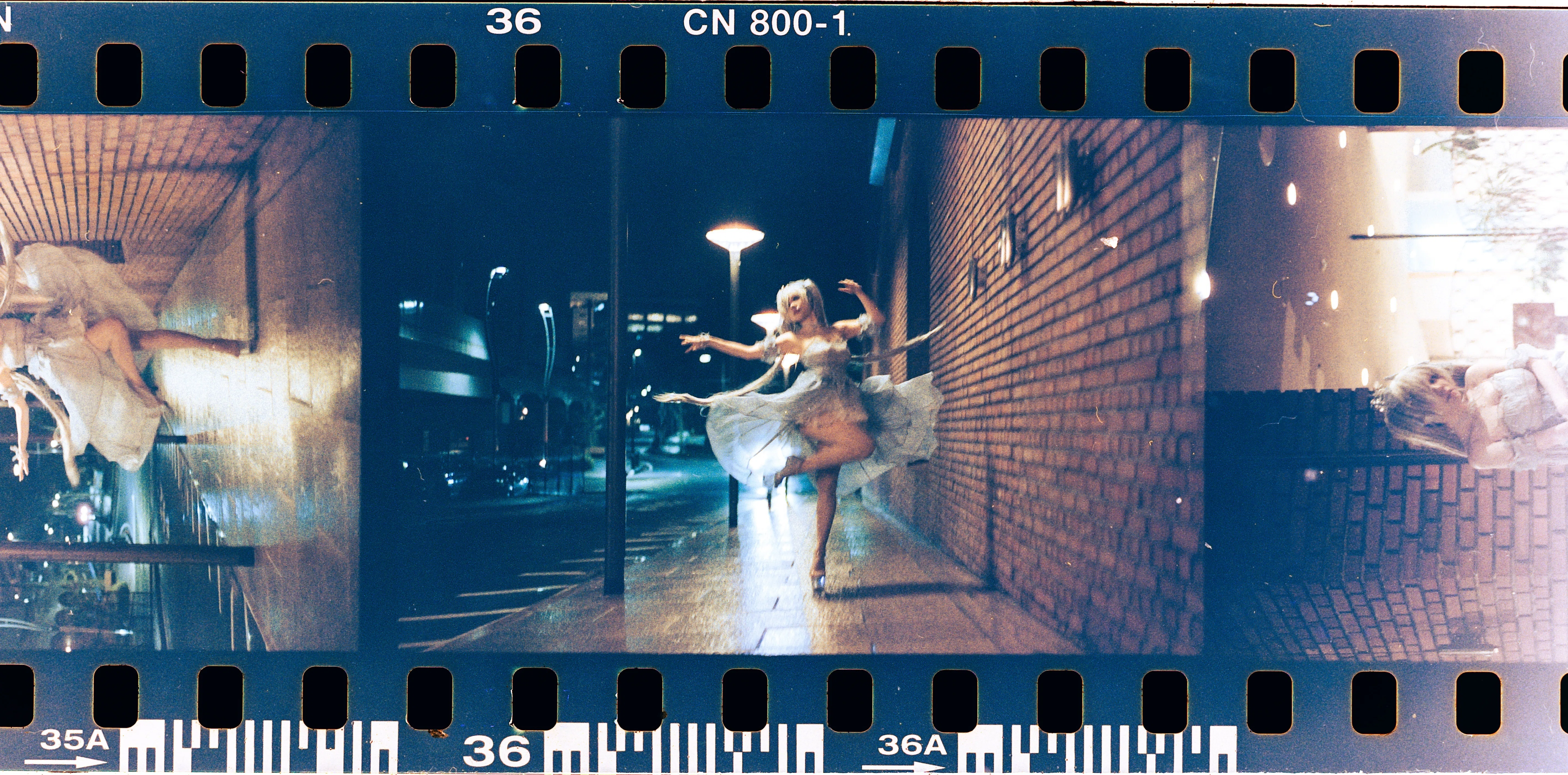 す*ー様 希少！キャンディーズ ネガフィルム オーバースキャンのためのネガキャリアFILM 2 RAW 120Film