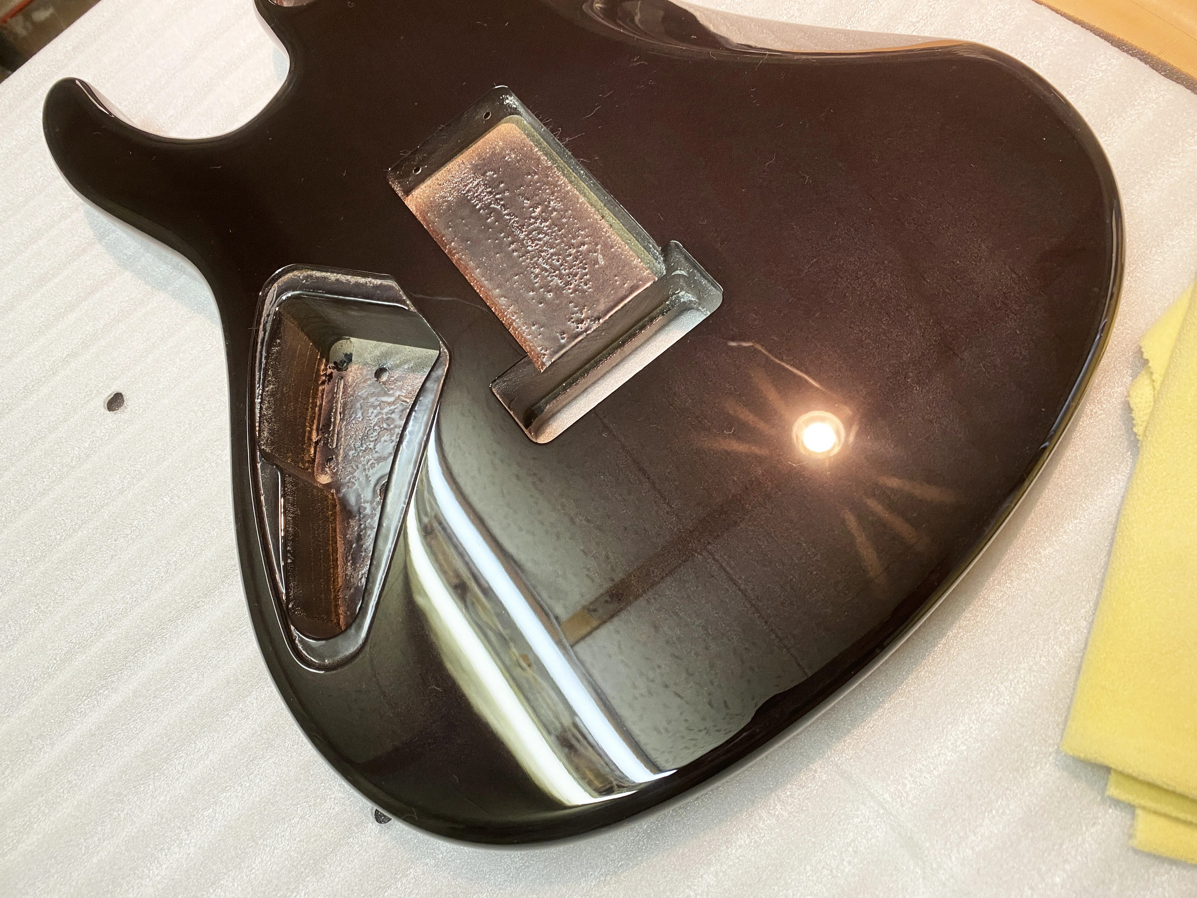 塗装仕上げの話｜Freedom Custom Guitar Research Co. Ltd.