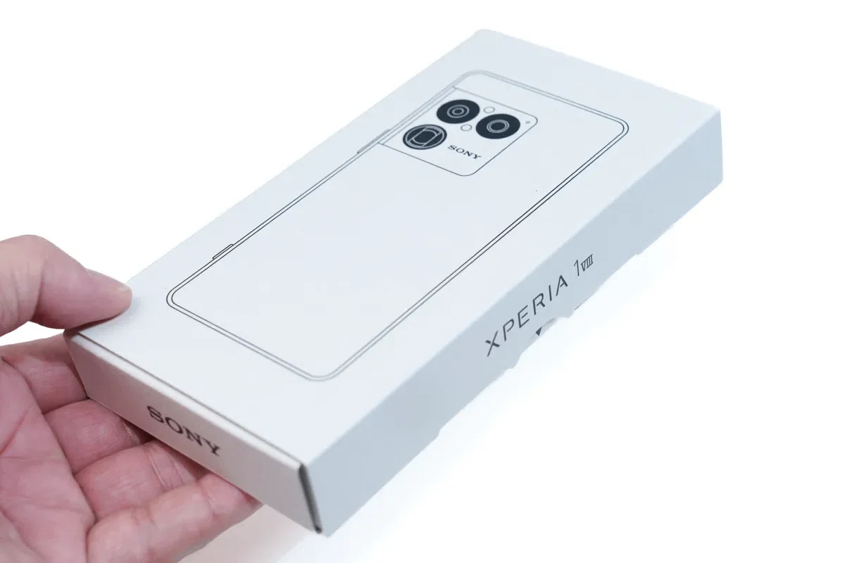 実機レビューその1＞SIMフリー『Xperia 1 Ⅷ（XQ-GE44）』【開梱、外観