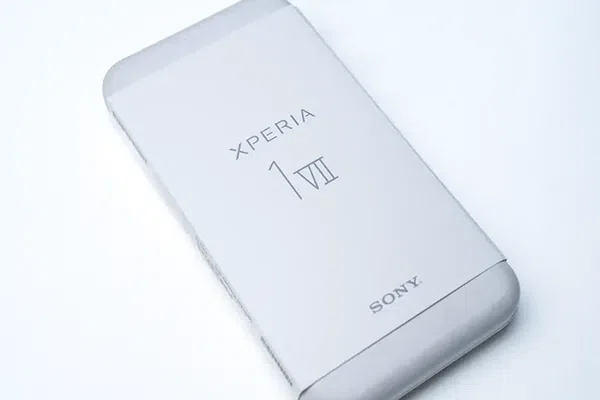 実機レビューその1＞SIMフリー『Xperia 1 Ⅷ（XQ-GE44）』【開梱、外観