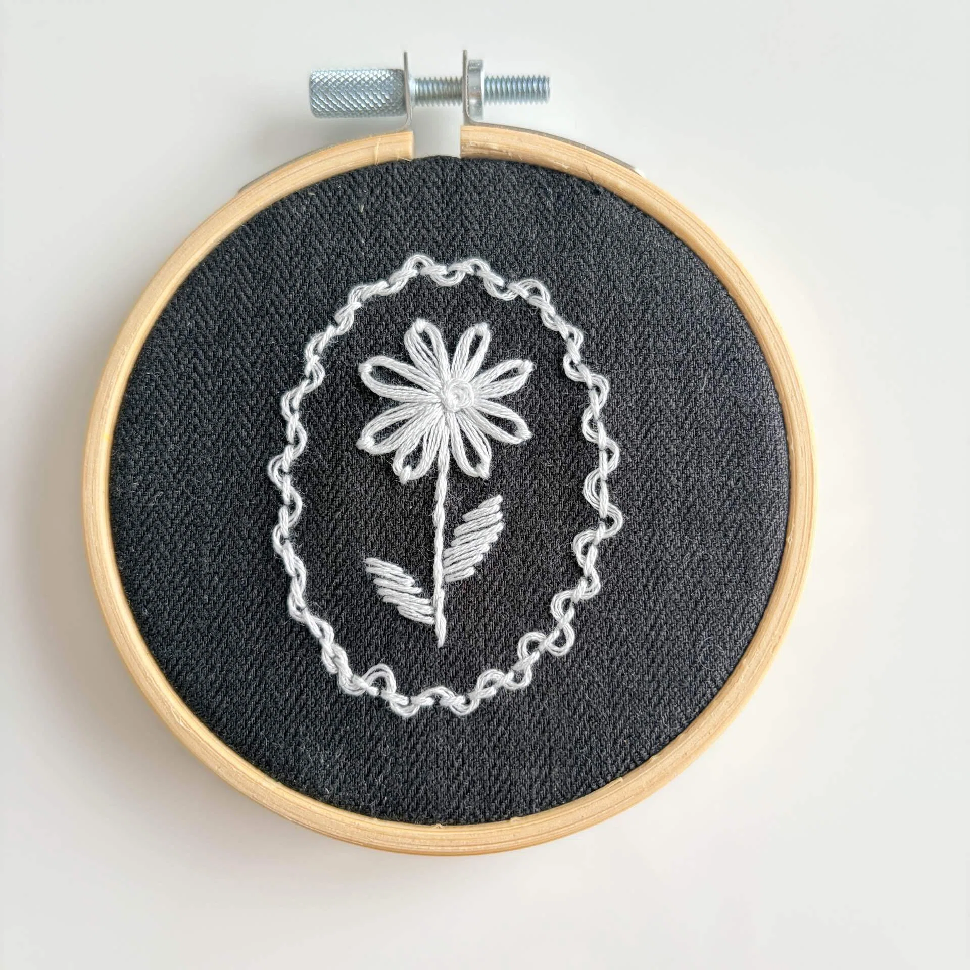 専用ページ☆刺繍のおまとめ 図案公開】やっぱり親子なんだなの話｜ricco