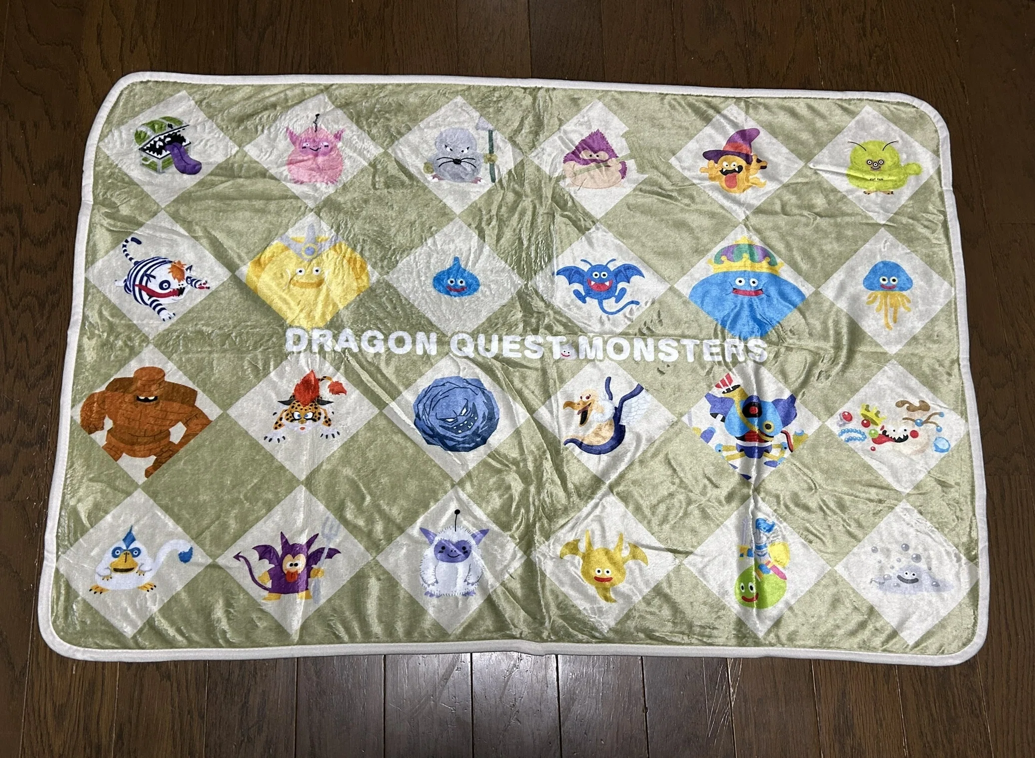 わたぼうデザインのクッションブランケット（DQグッズ紹介シリーズ