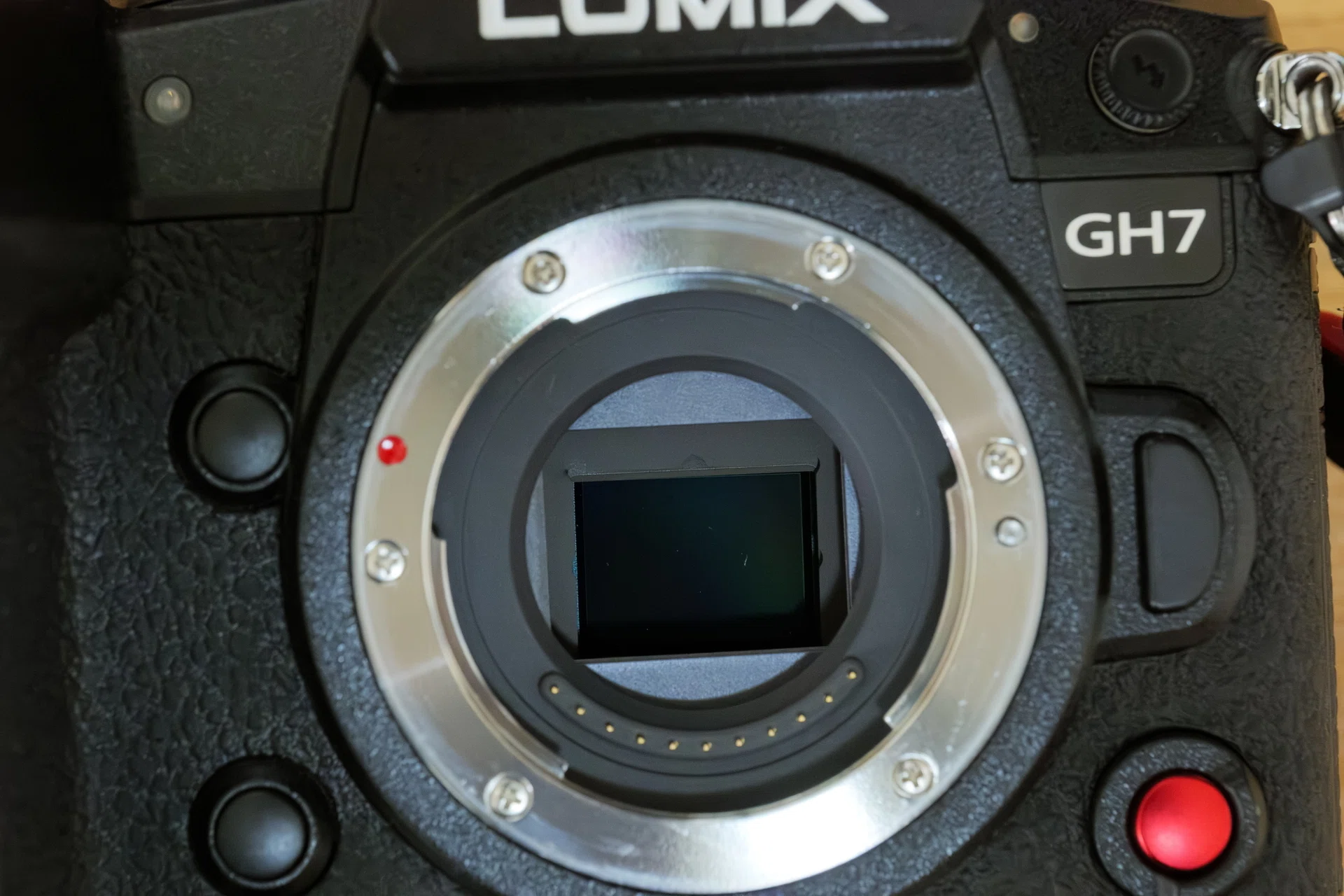 【センサークリーニング済】＜付属品完備＞　LUMIXDC-S5 LUMIX機 3台で30分！自宅で簡単センサークリーニング｜LumiXel