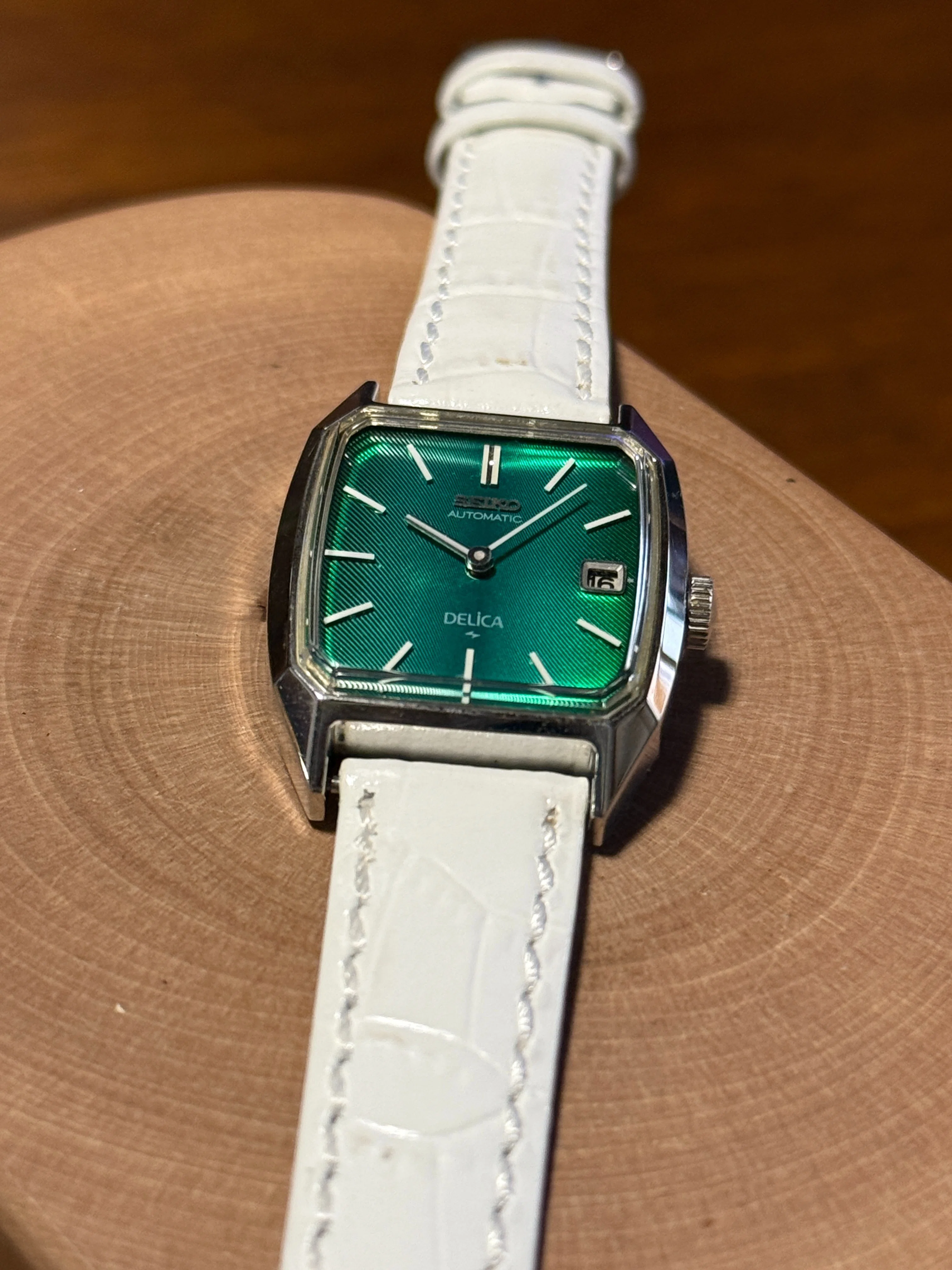 希少　レア　SEIKO DELICA セイコー デリカ エメラルド文字盤 第305回 文字盤を楽しむためのセイコー｜kkclub