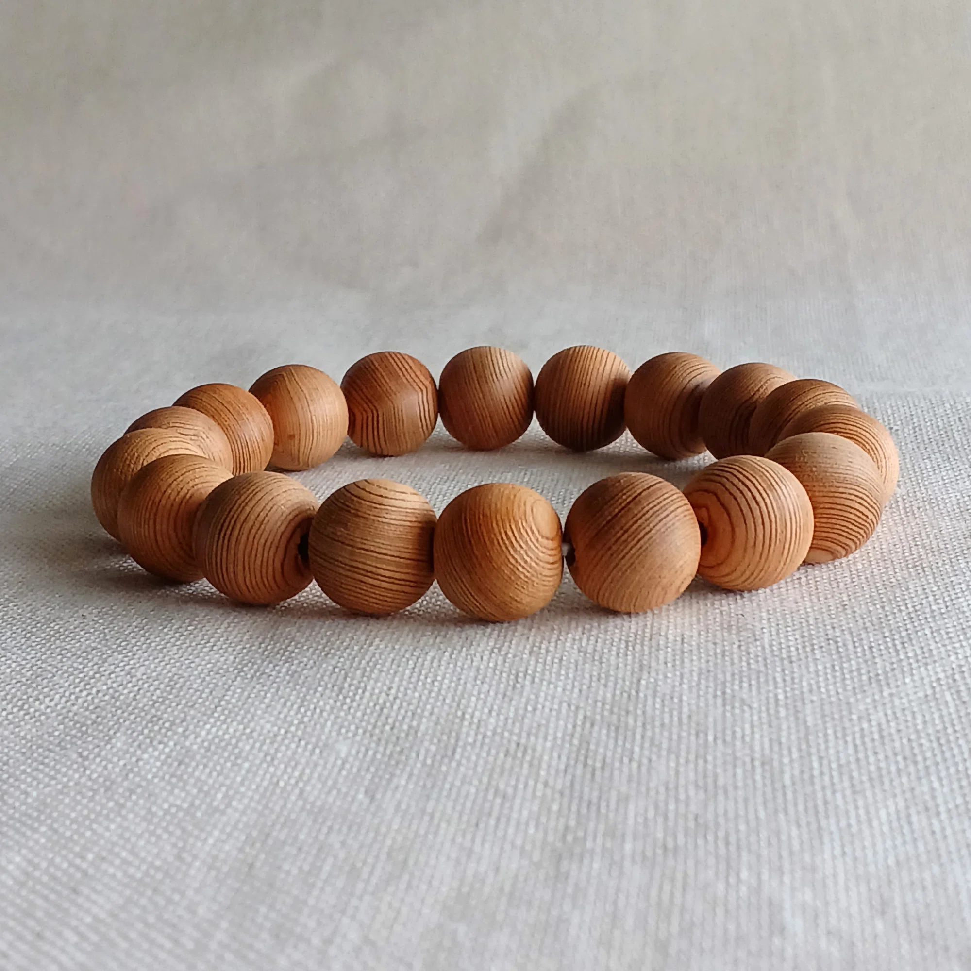 屋久杉ブレスレット 10mm・16cm｜繊細な木目を楽しむ一点もの【A8 