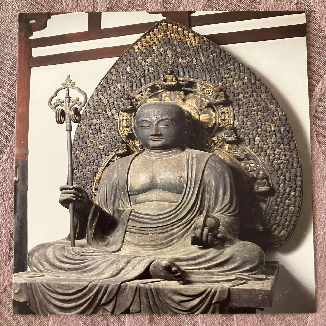 🔶私の好きな奈良：福智院 類例ない千仏光背を有する日本最大の木造 子供を護るお釈迦様