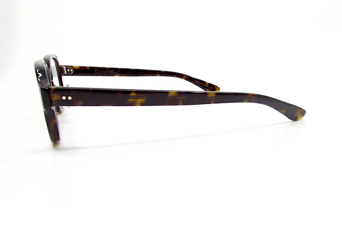 官給品のコダワリを鯖江の技術で愚直に再現 GENERAL OPTICAL Alfa 