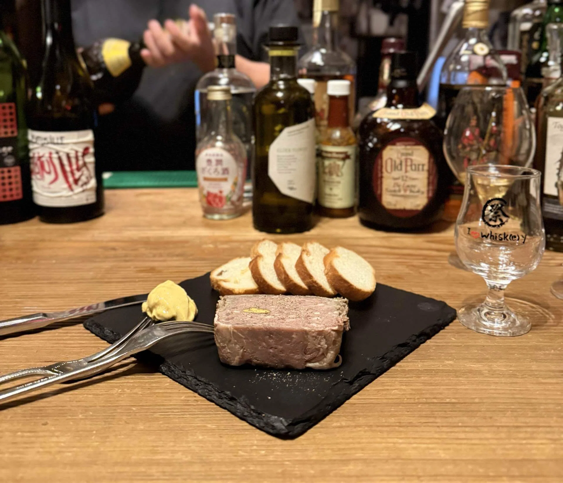 山の上に在るBAR。｜Bar BenFiddich 鹿山博康