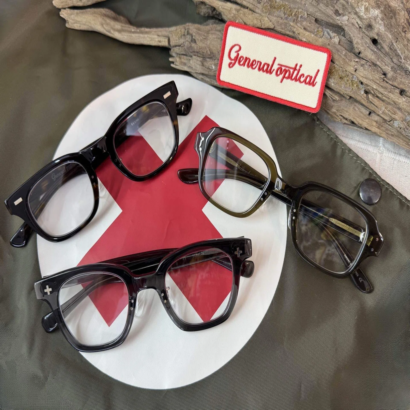 官給品のコダワリを鯖江の技術で愚直に再現 GENERAL OPTICAL Alfa