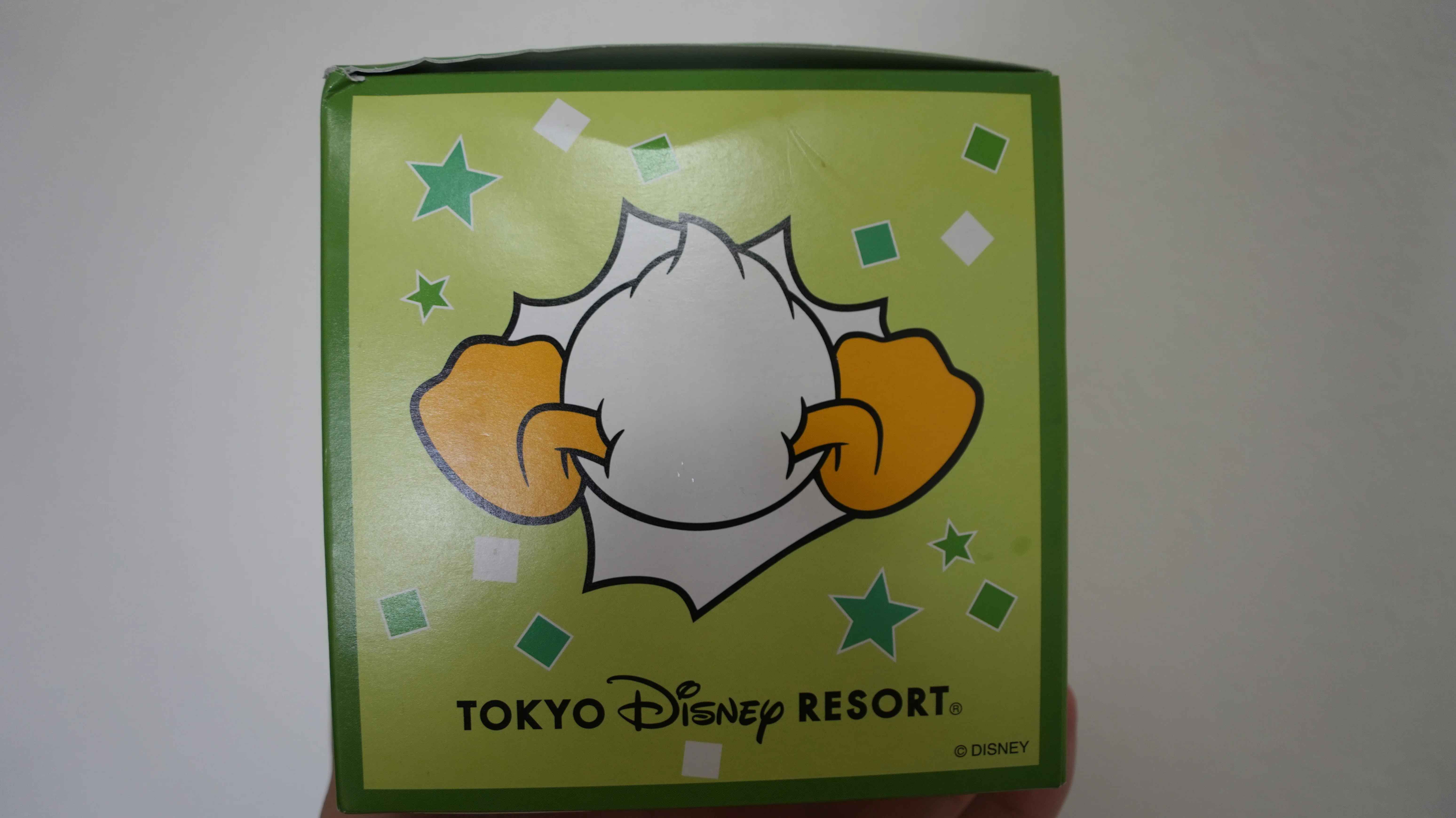 簡単ディズニー食レポ】新作の抹茶味！ドナルド尽くしのキュービック