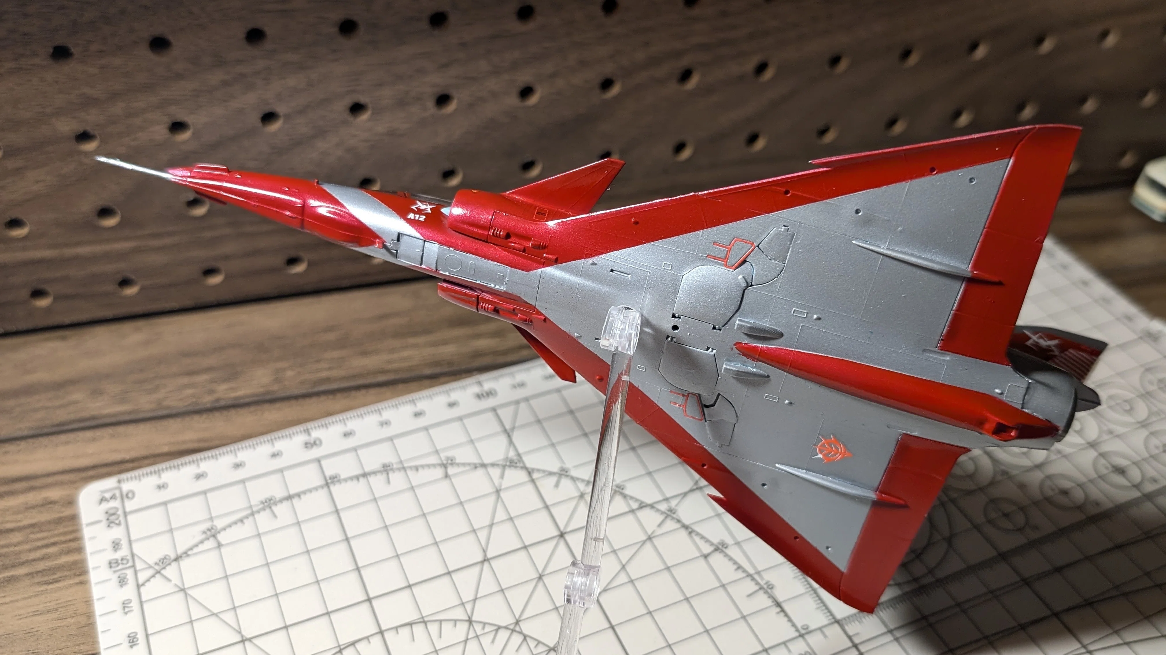 プラモデル制作記】「シャア専用クフィル（ハセガワ1/72サイズ）」と