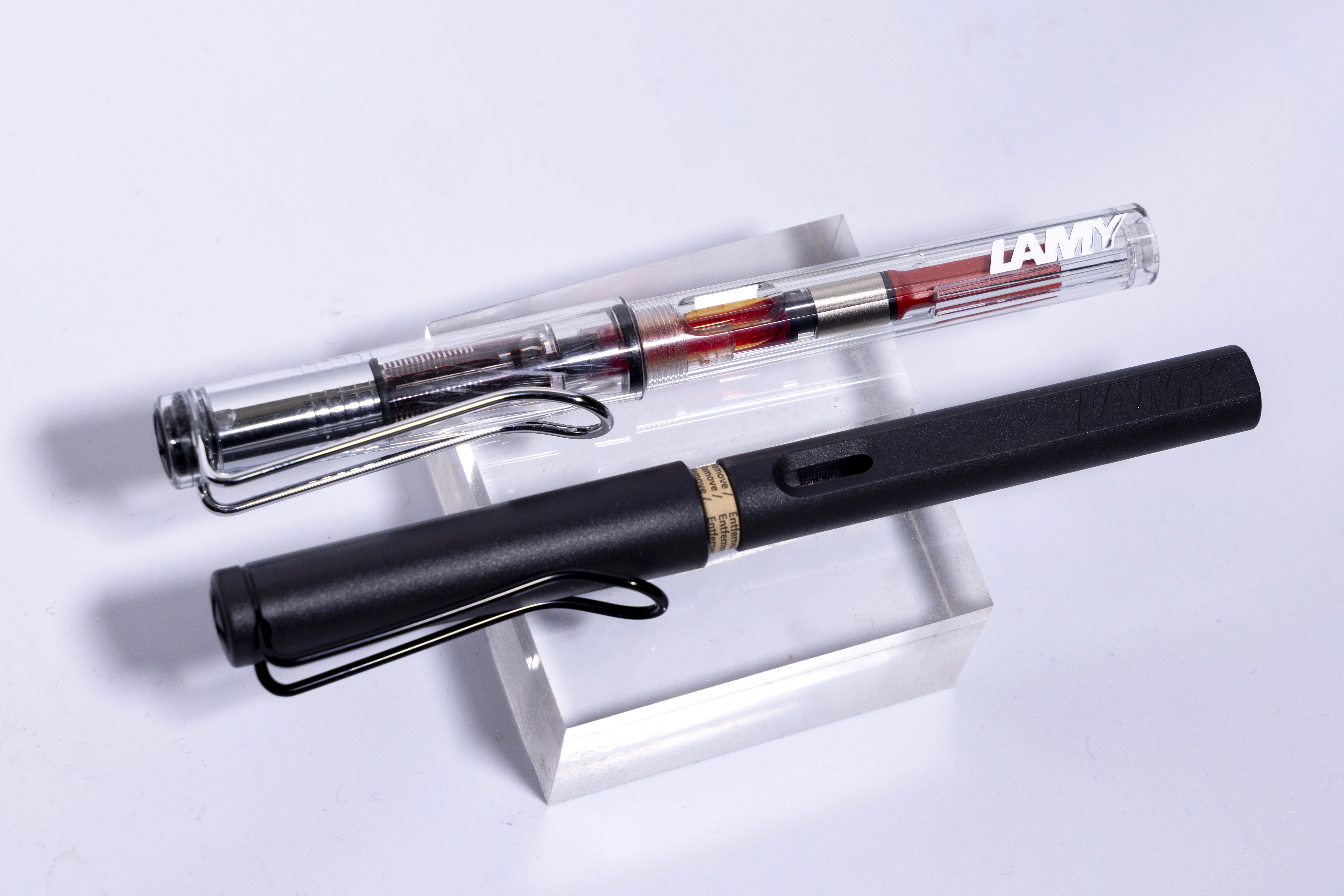 愛すべき史上最強の万年筆「LAMY safari」｜山添 太