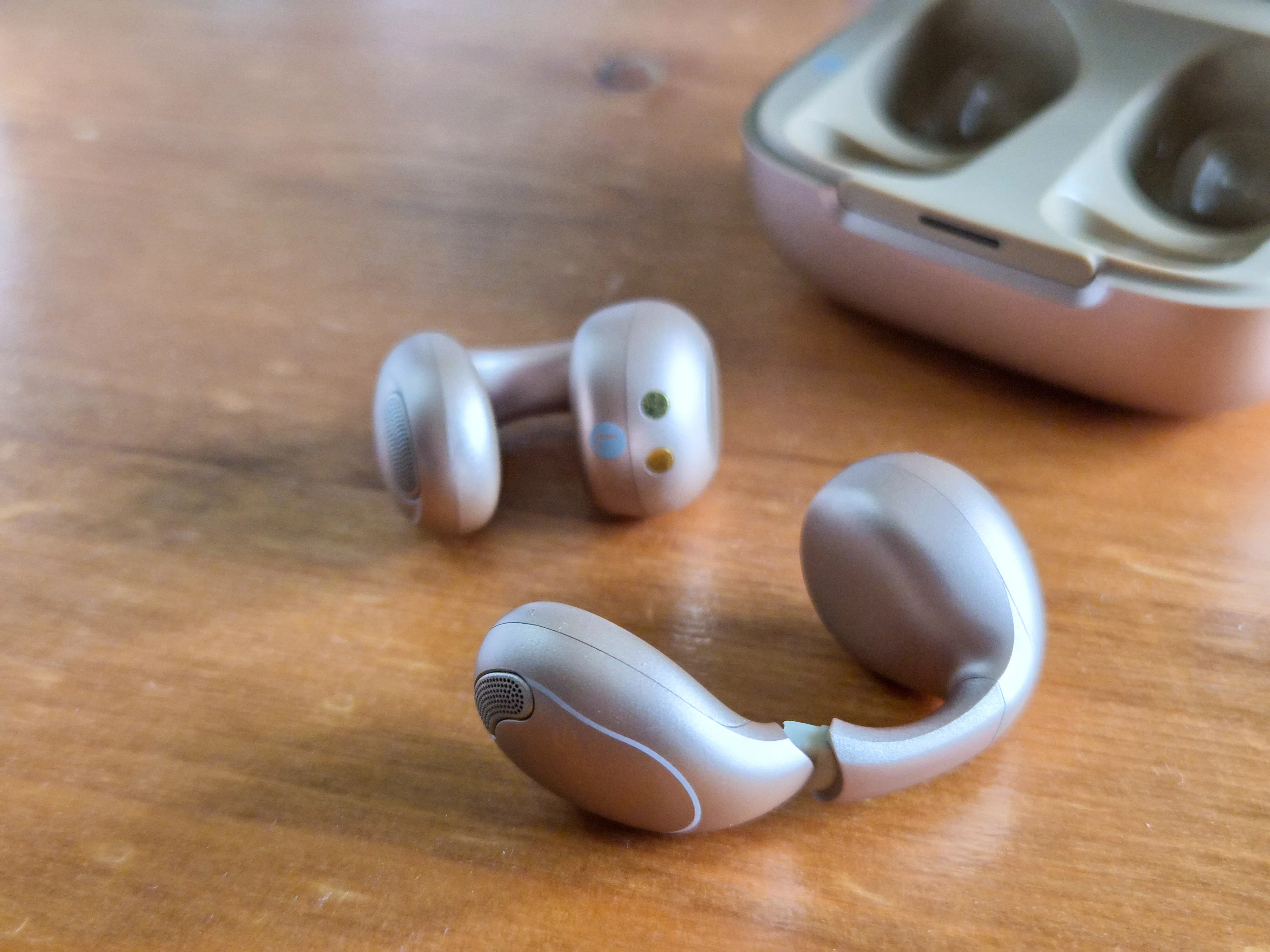 壊れたイヤフォン Ankerのながら聴きイヤホン「C40i」が壊れた。神サポートで新品が爆速