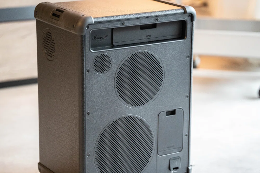 Marshall's new speaker has arrived. A review of the 