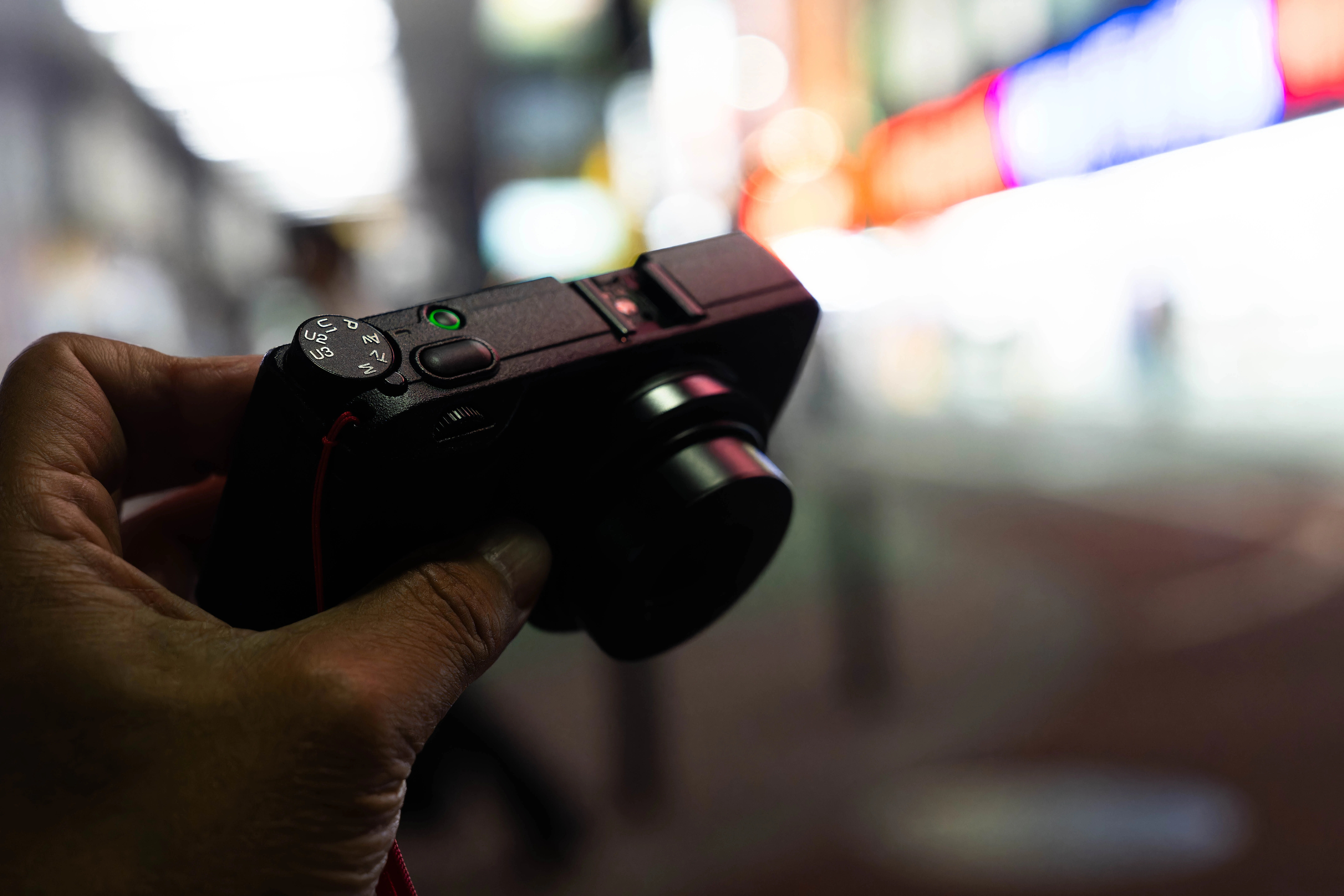 トレンドのRICOHGR IIIxを、今さら持ち歩いてみた。 GR IIIxと歩く