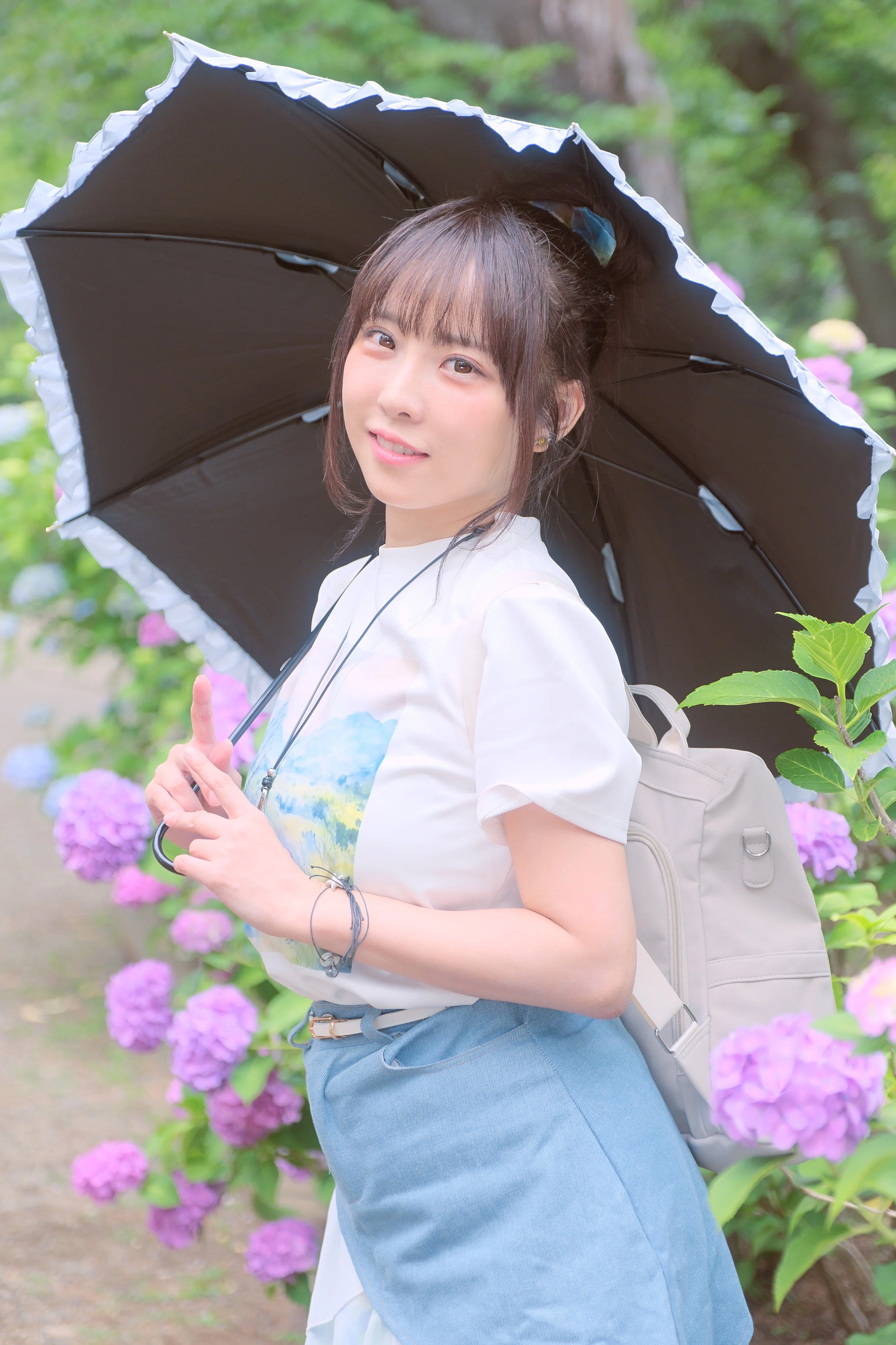 日下部ほたるさま （X: @hotaru_kusakabe ） 紫陽花ポートレート①