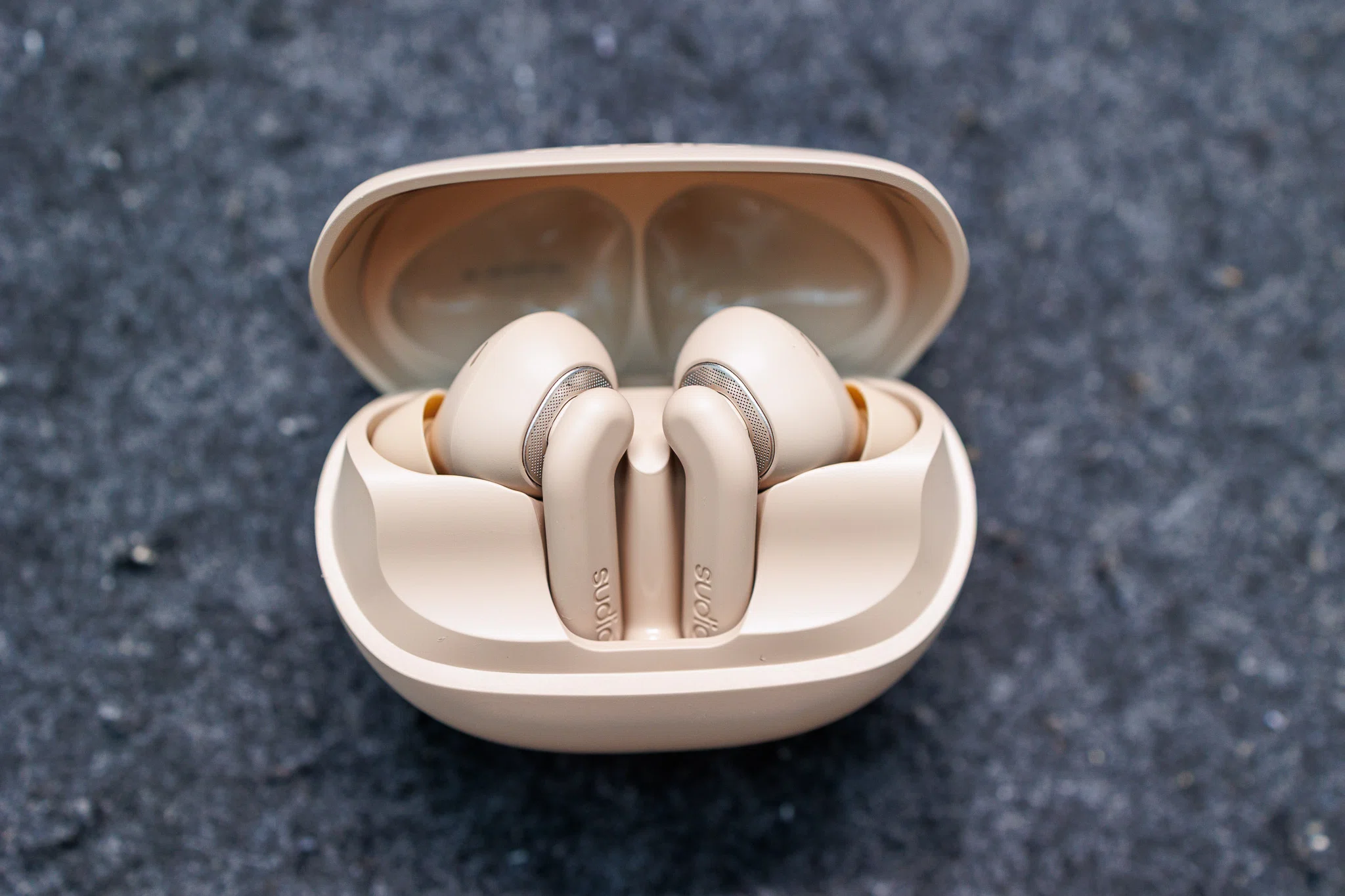実機レビュー】Sudio E4 Proが日常を至高に変える。北欧デザインと圧倒