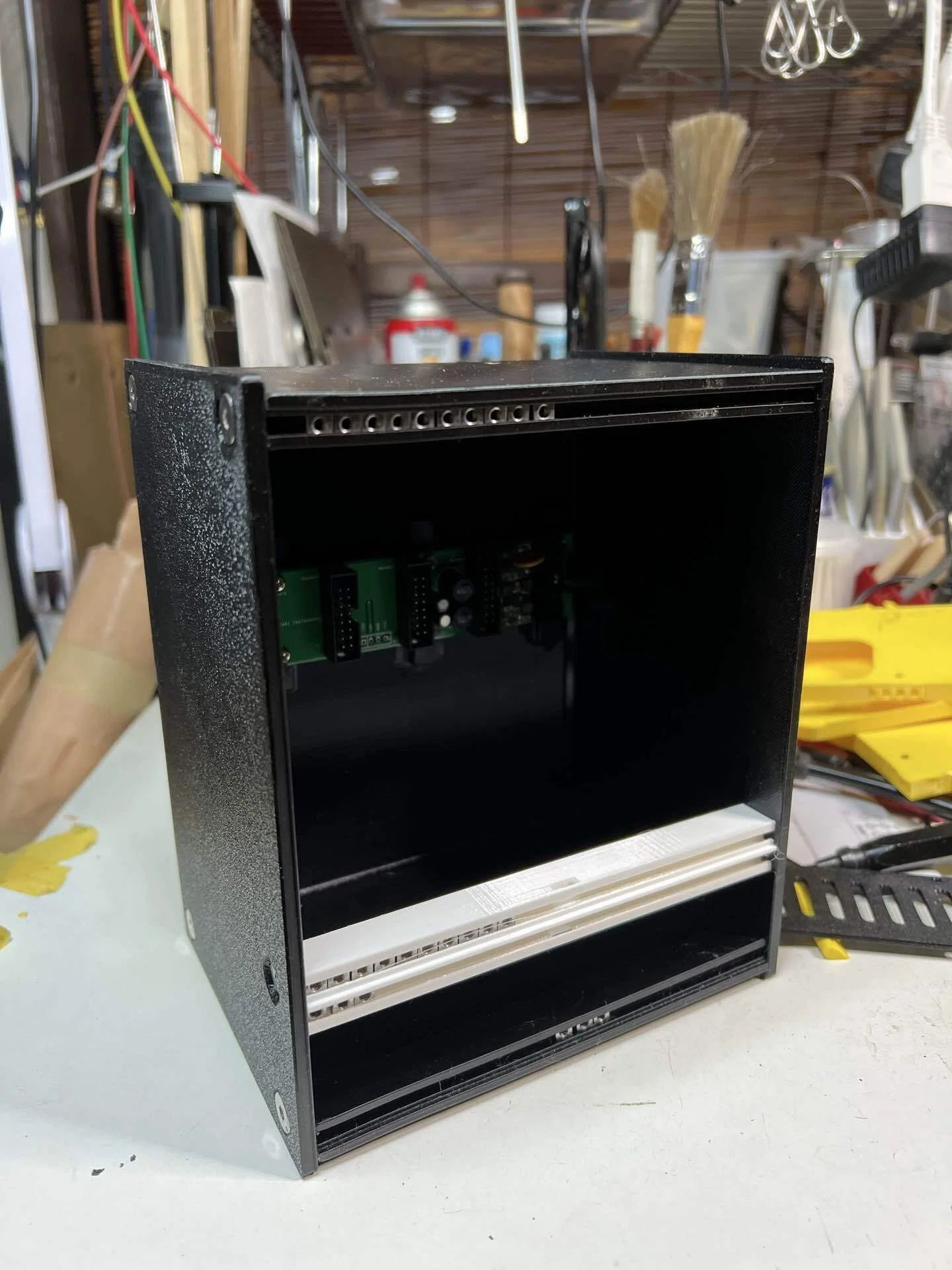 FER ユーロラックケース 28hp 久々沼ったユーロラック 拡張ケースが欲しくなった😓｜レイ