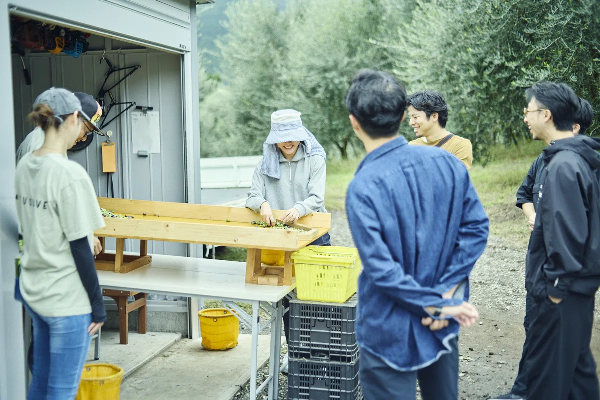 都市と地域を、行き来する。|青鳩