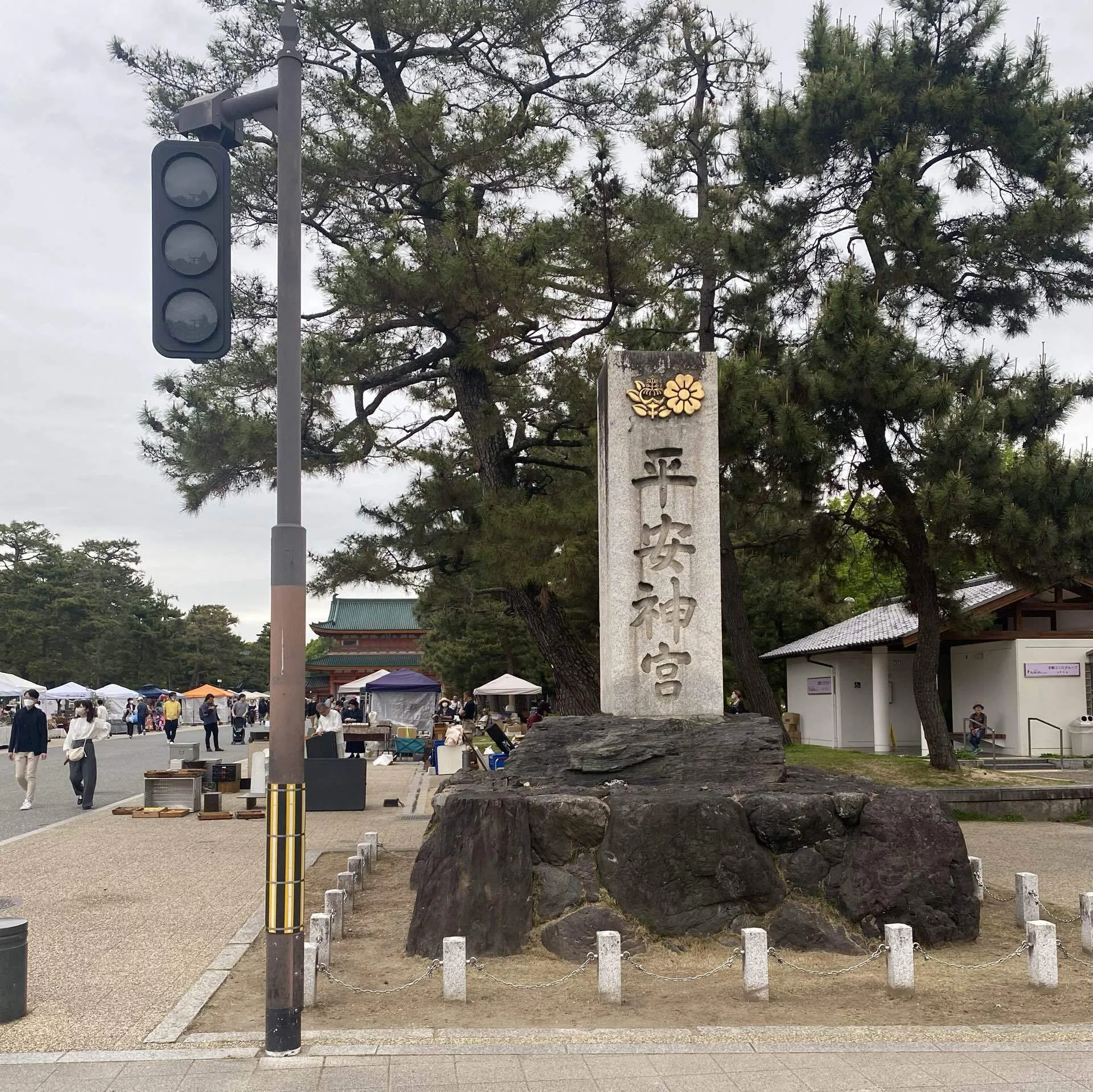平安神宮】出雲超えの執念！大鳥居と琵琶湖疏水に賭けた祈り｜よしよし