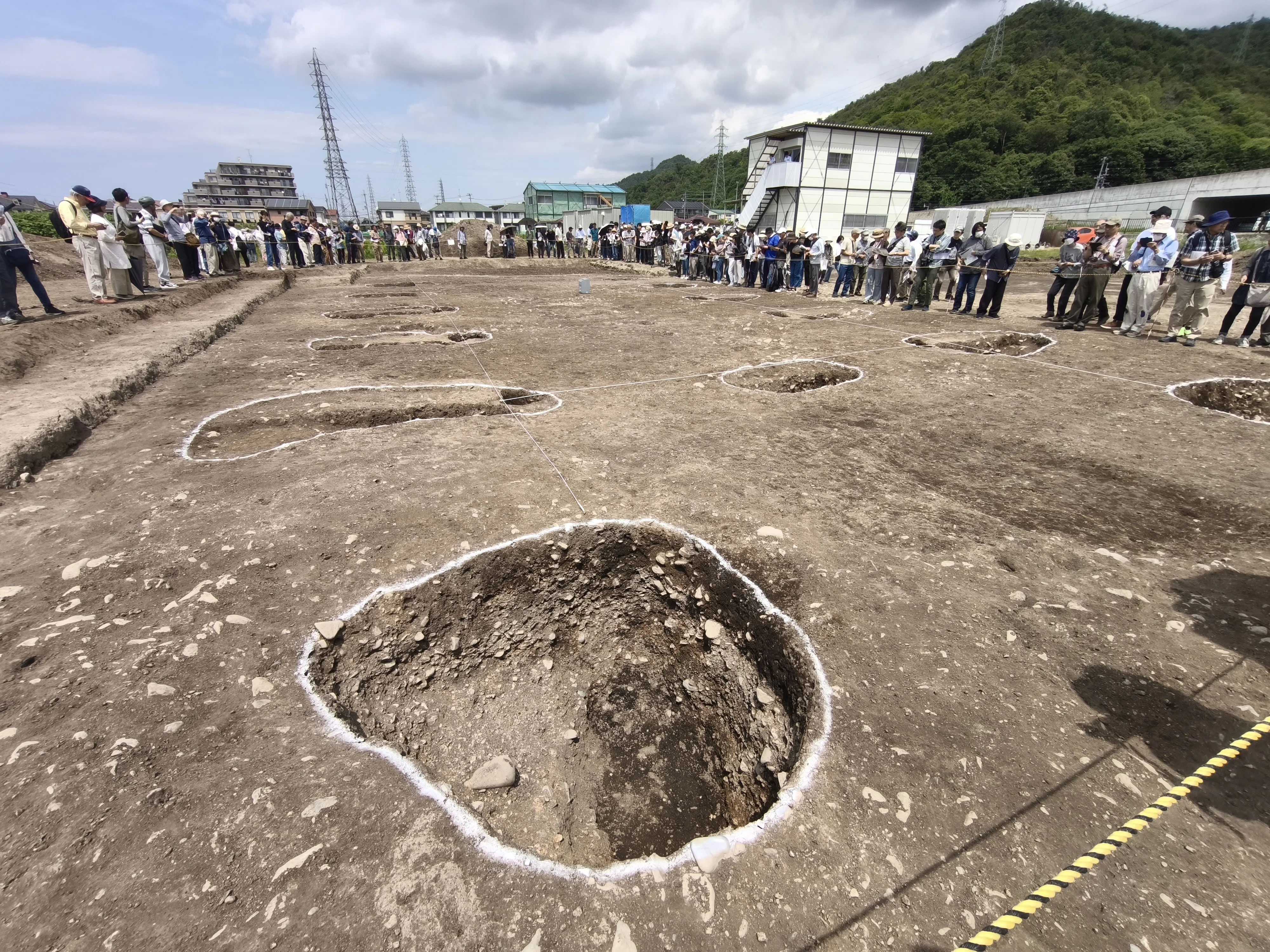 中畑・古里遺跡発掘調査現地説明会へ行ってきた（滋賀県野洲市）｜4season
