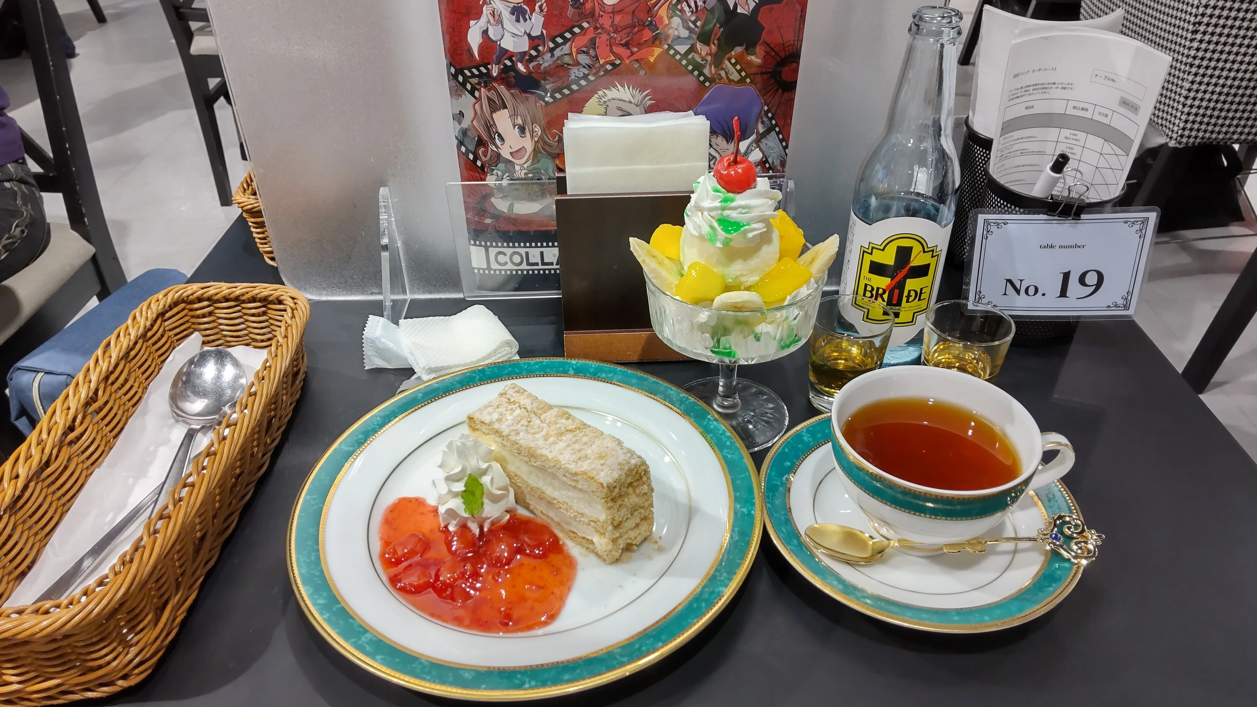 トライガン（原作 + '98年版アニメ）コラボカフェ！！｜小宿