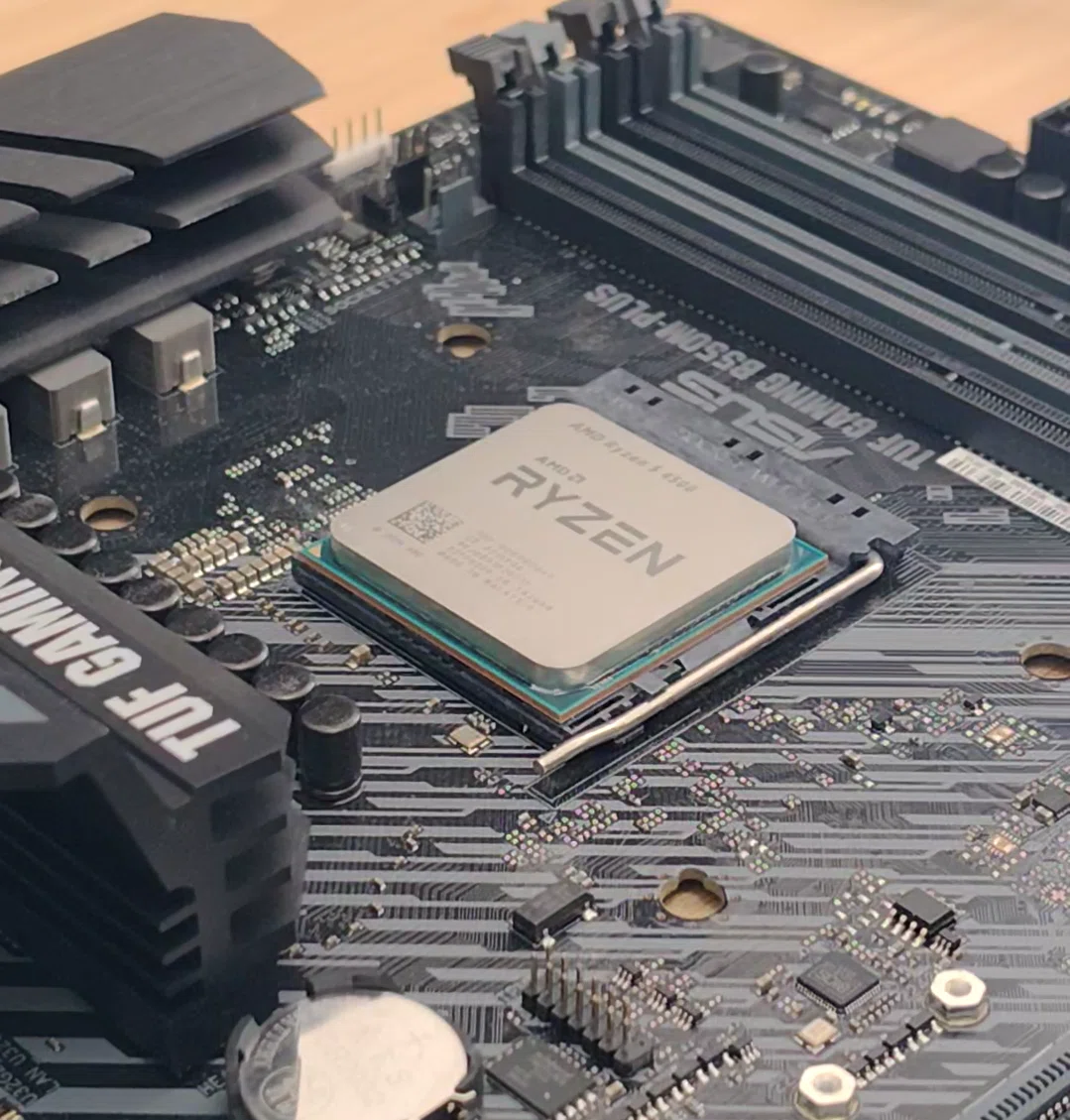 PCパーツの掃除にオススメ！CPUグリスを綺麗に取れる便利な速乾性