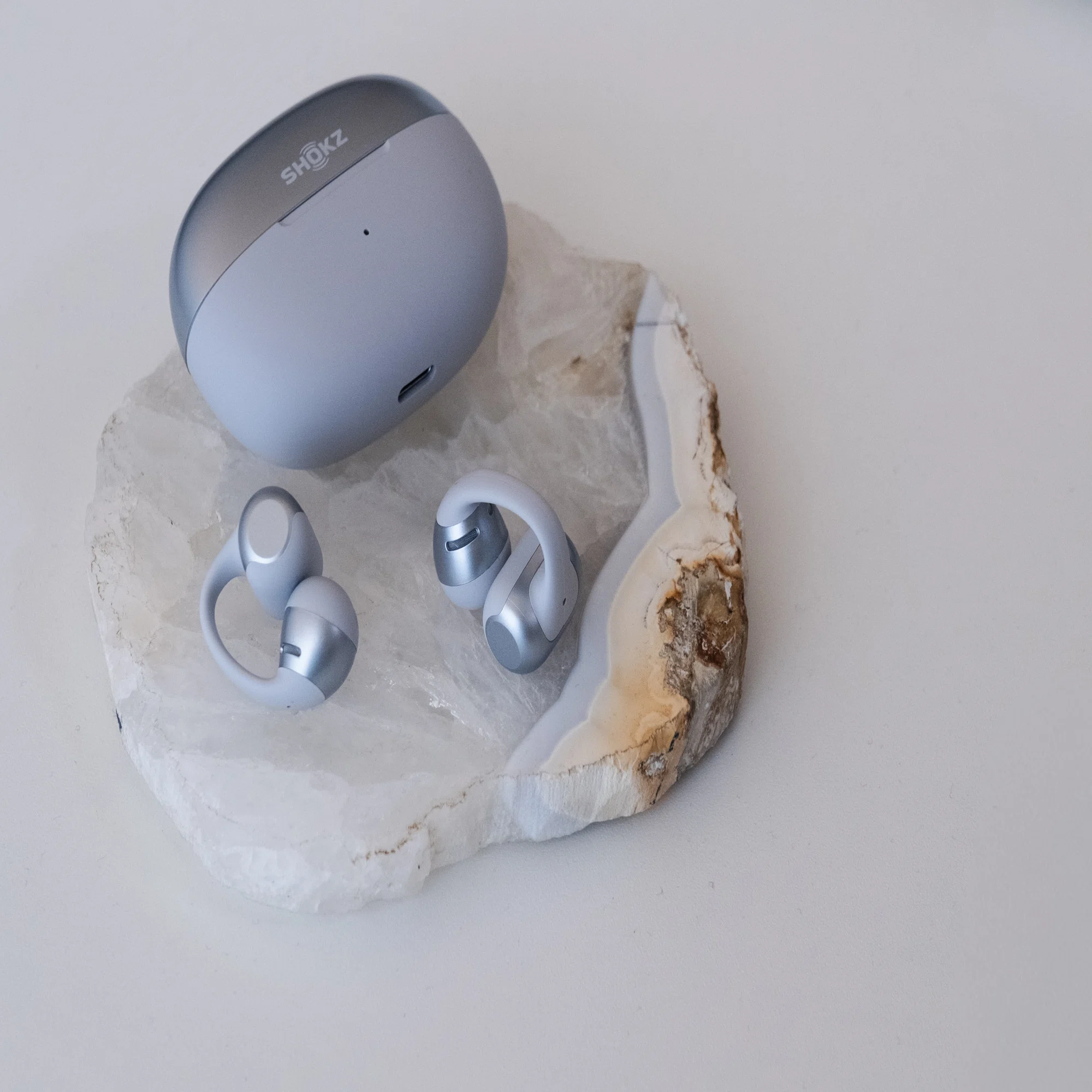 Shokz OpenDots 2｜お気に入りのイヤーカフ型イヤホンが進化した 