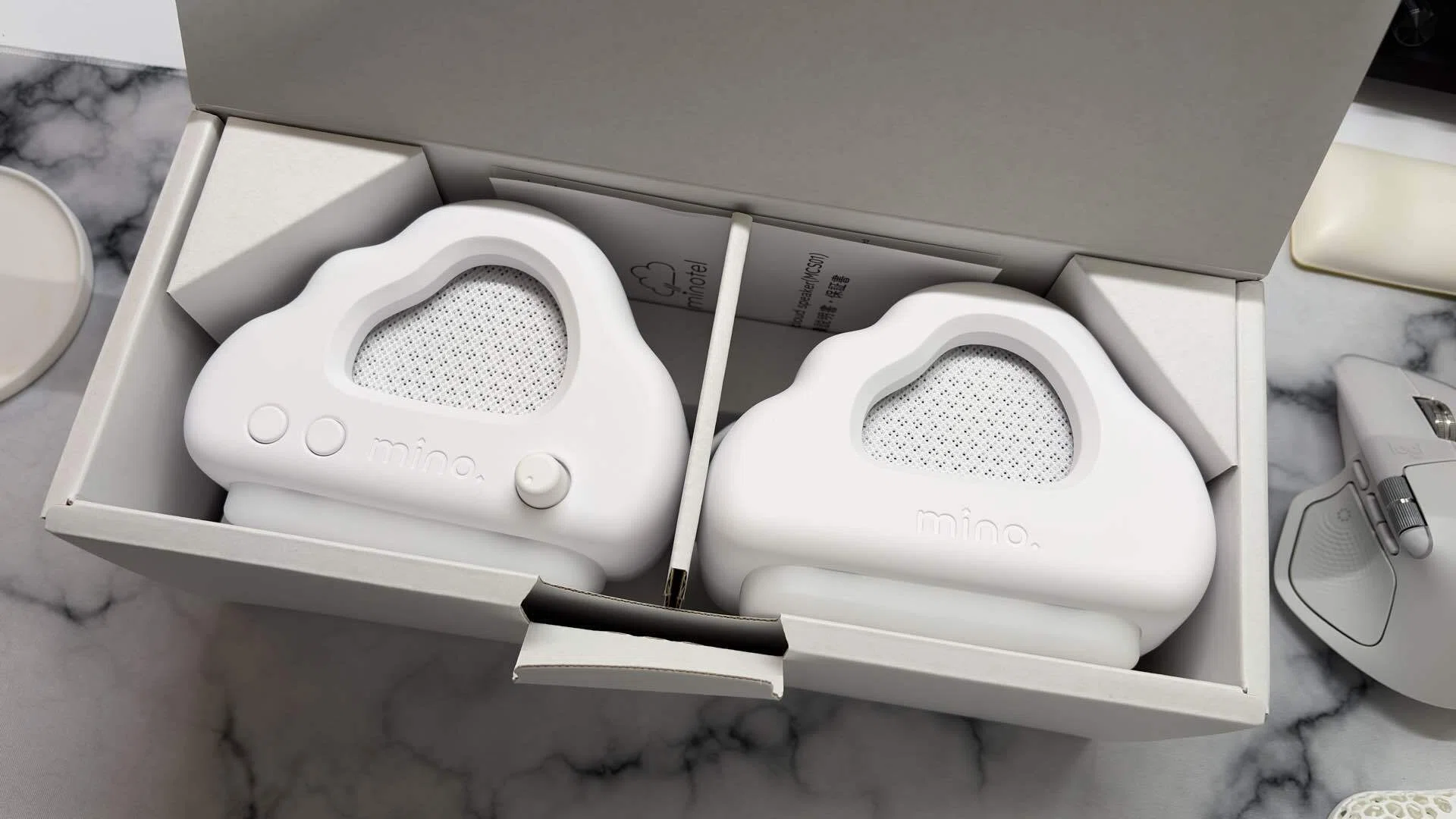デスクに”雲”浮かぶ。minotel cloud speakerを正直レビュー｜saban（さ