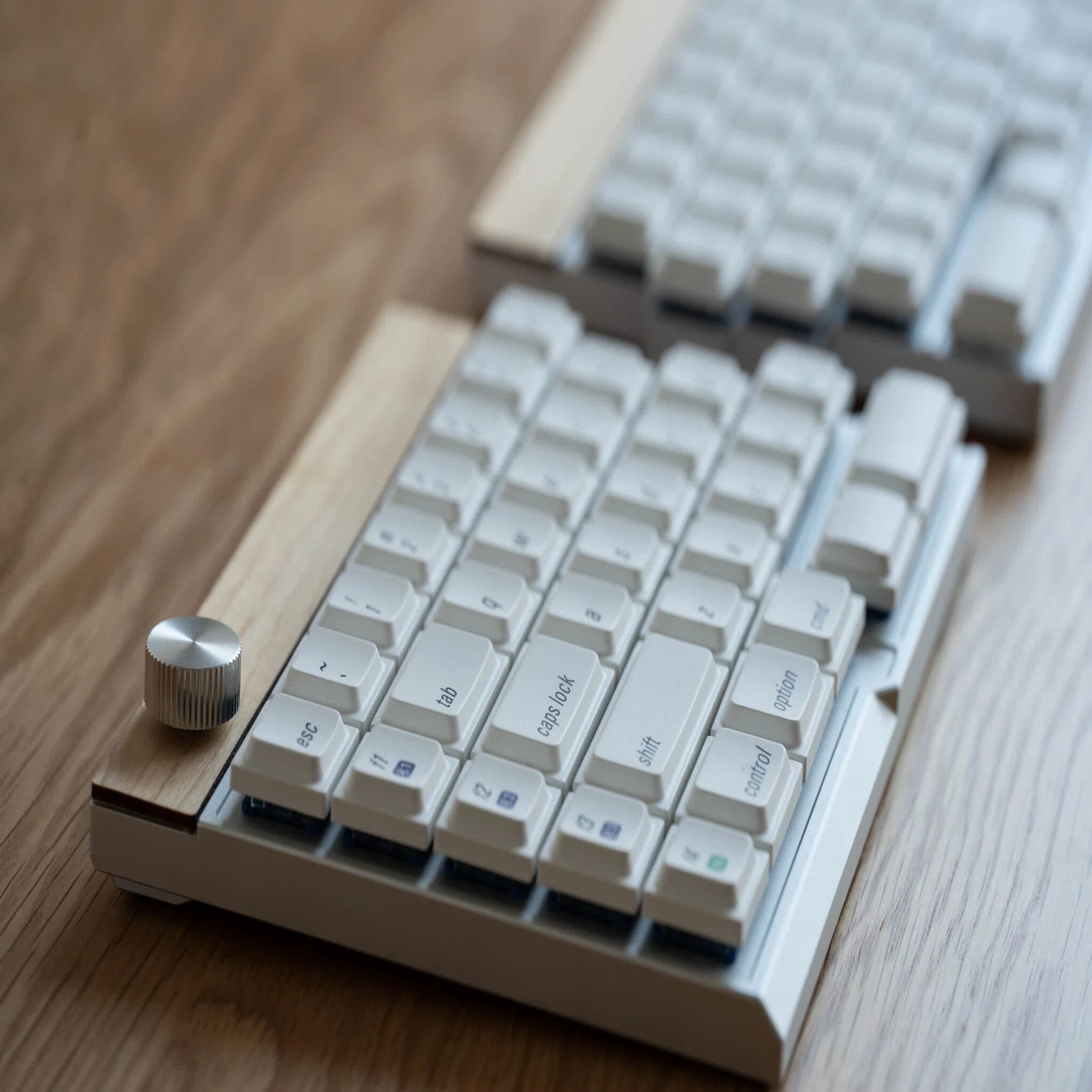 75%配列の「Jiffy75」が完全無線分割キーボード導入の正解かもしれない