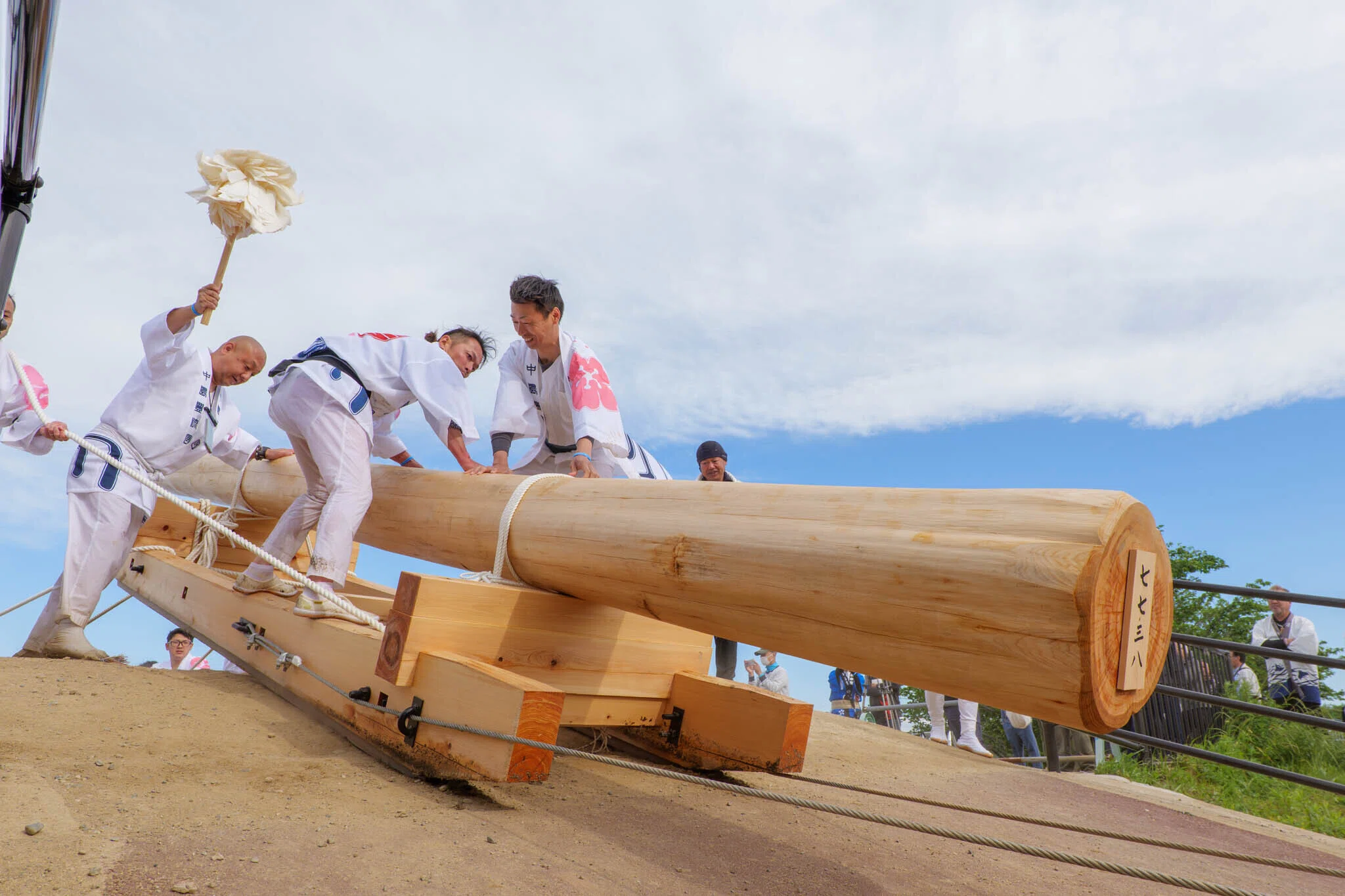 伊勢神宮】式年遷宮に向けて8年にわたって行われる祭典（第一次御木曳
