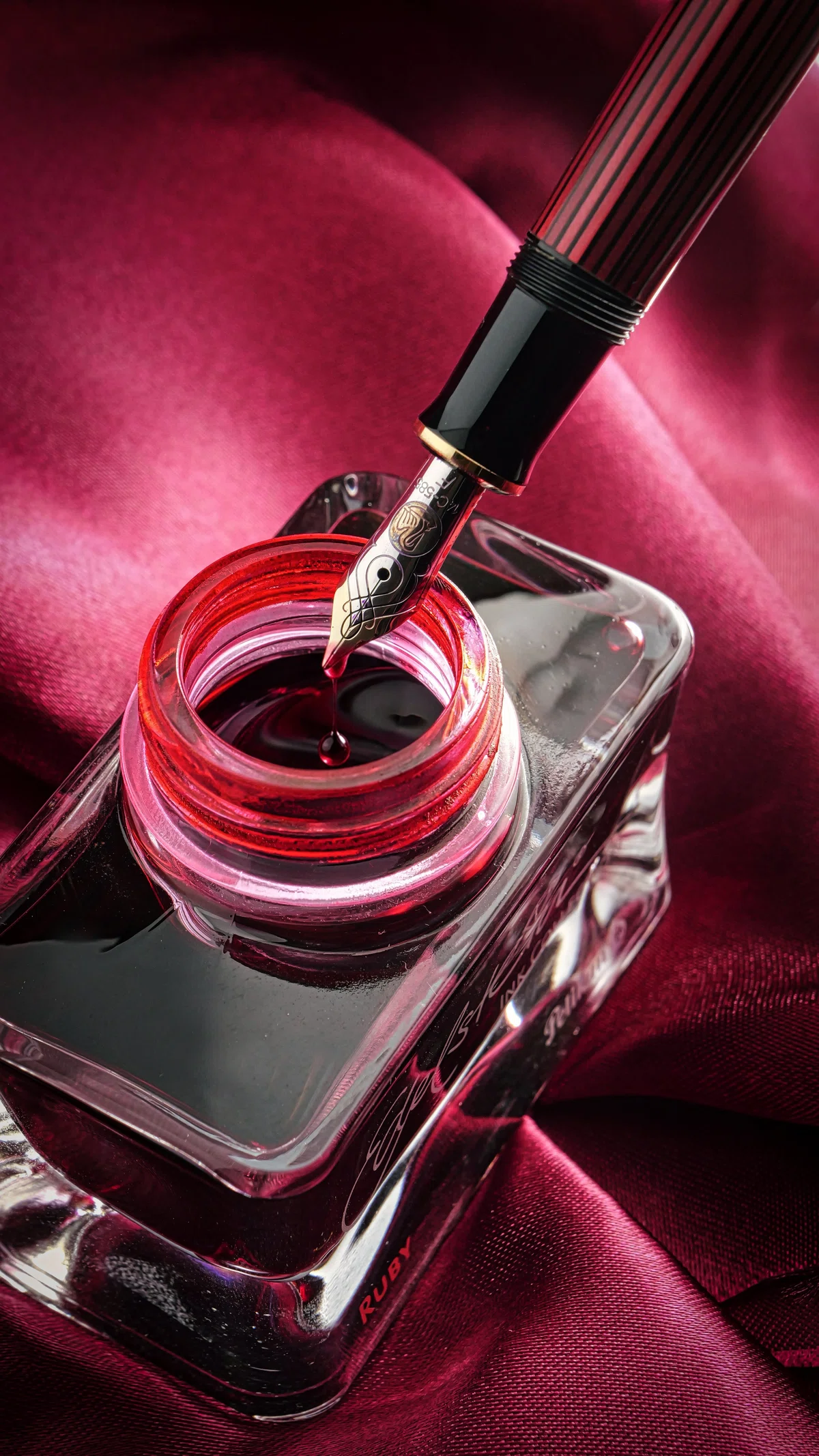 Pelikan Edelstein Ruby（万年筆 インク エーデルシュタイン ルビー）