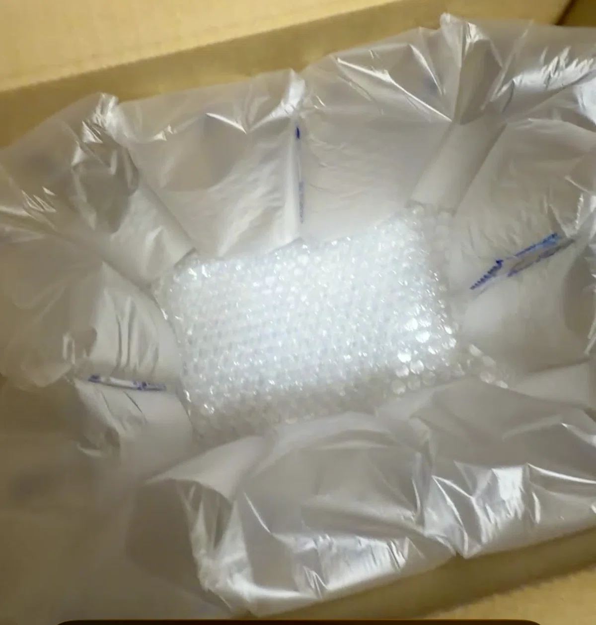 [Map Camera] Easy Kit Review: The box is totally smashed lol｜雨奈川ひるる