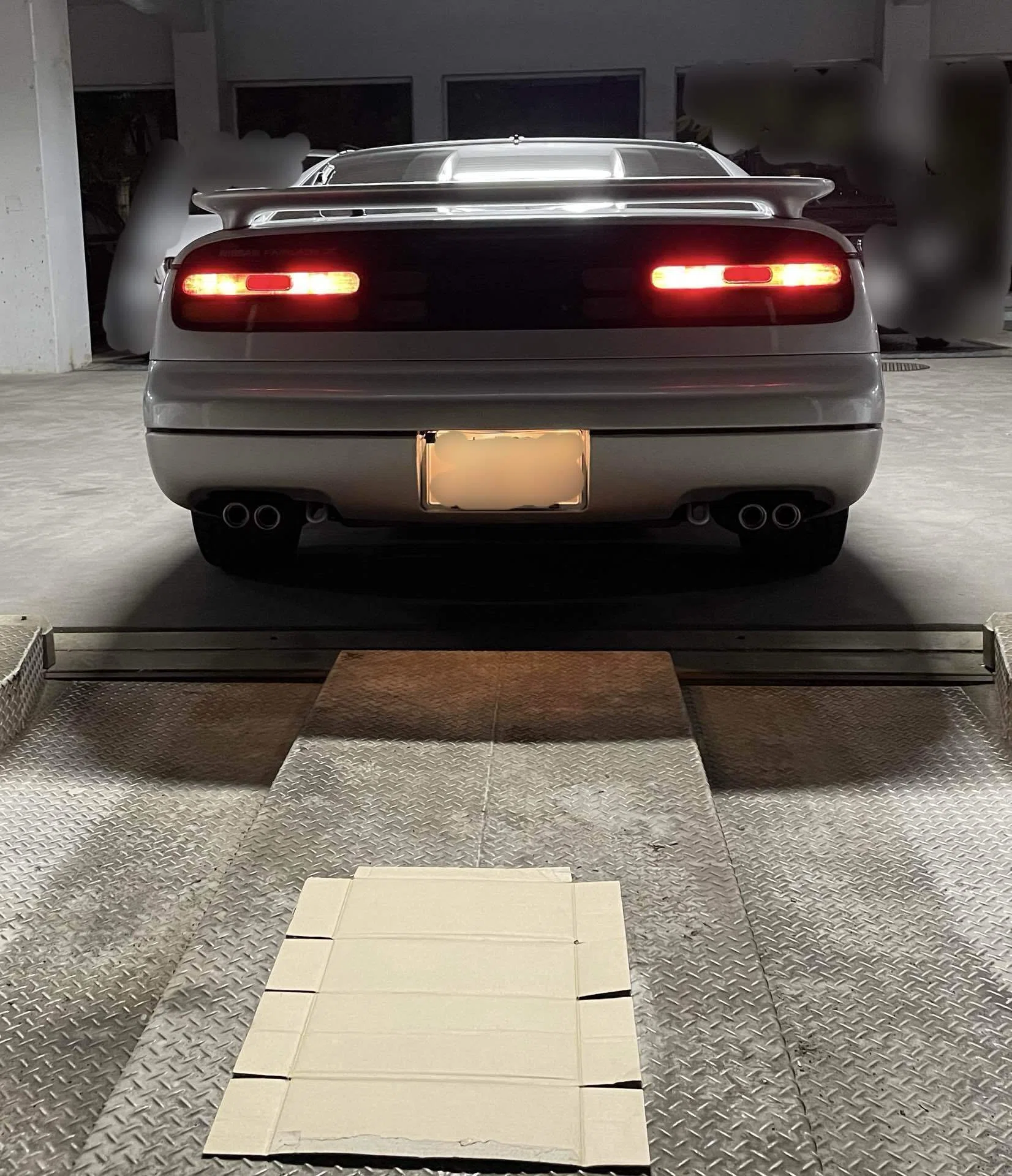 Driving a Fairlady Z32 Today Part 8: The Days of Cardboard Checks