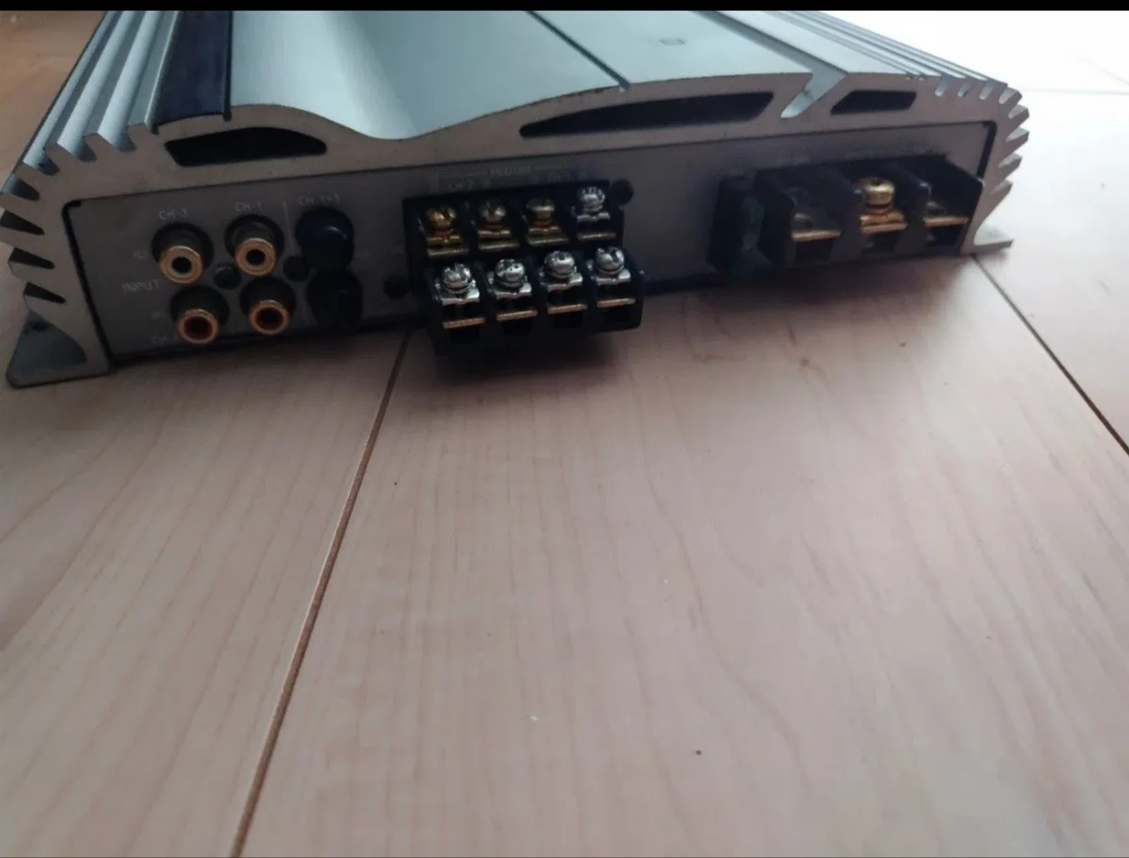 前後独立ツインアンプ化レポート — 眠っていたMRV-F304を起こす｜V