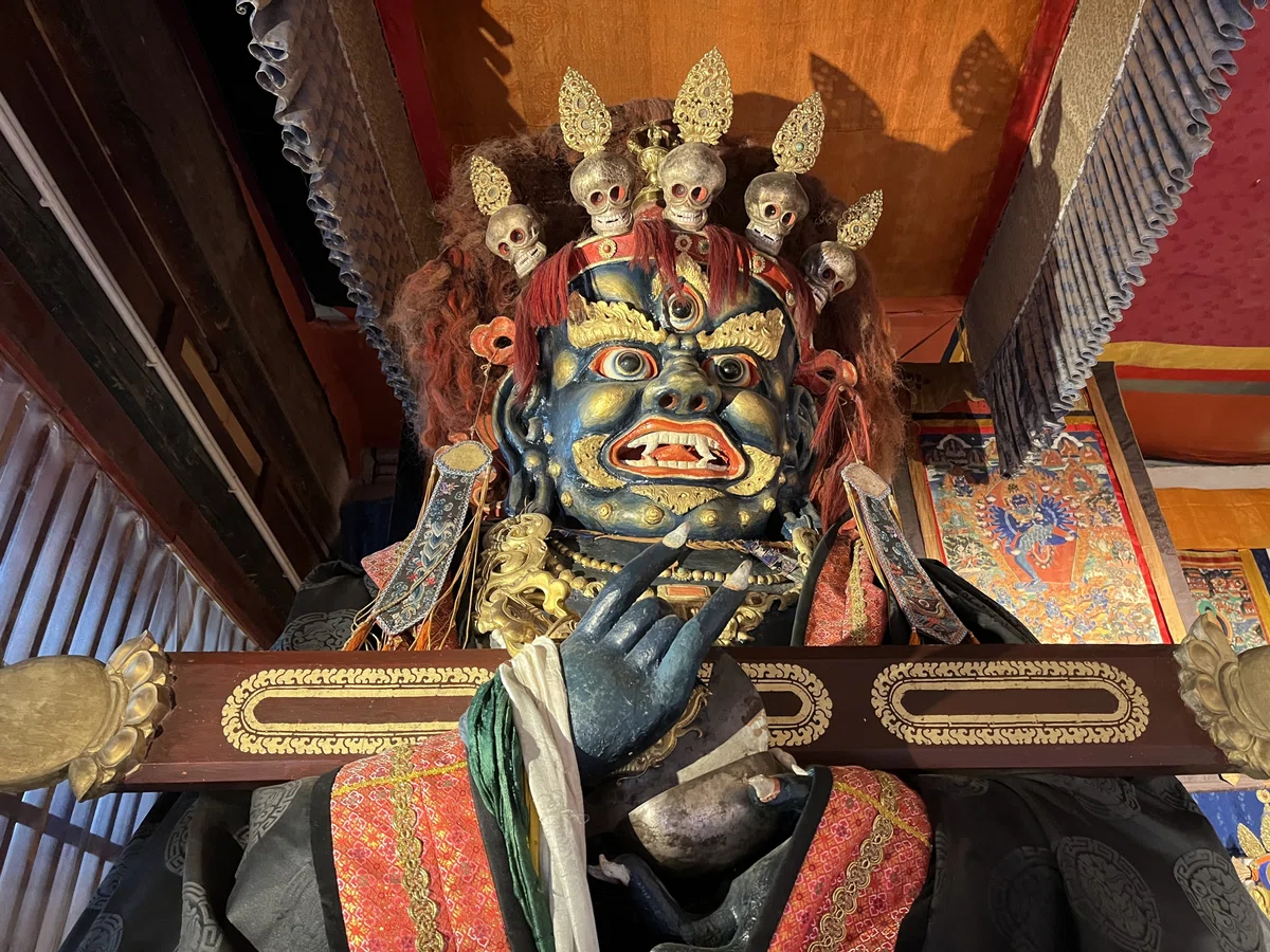 シータ・マハーカラ エルデネゾー寺院