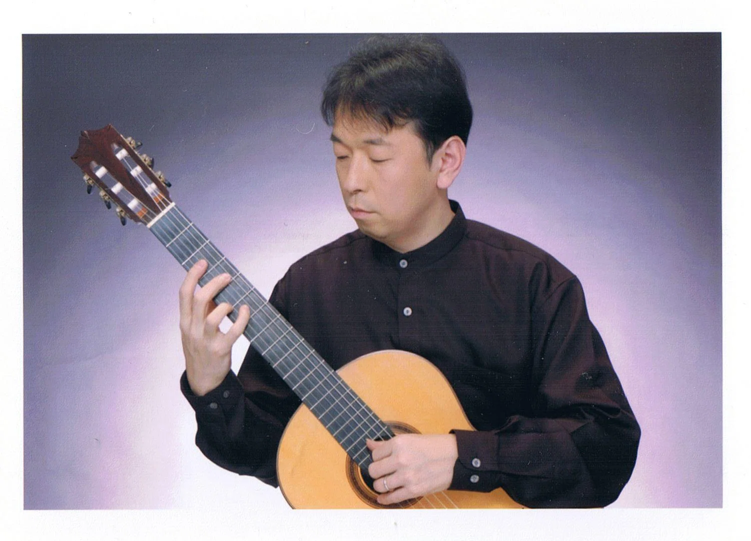 ギター初心者のための佐藤弘和作品おすすめ曲12選｜かるり