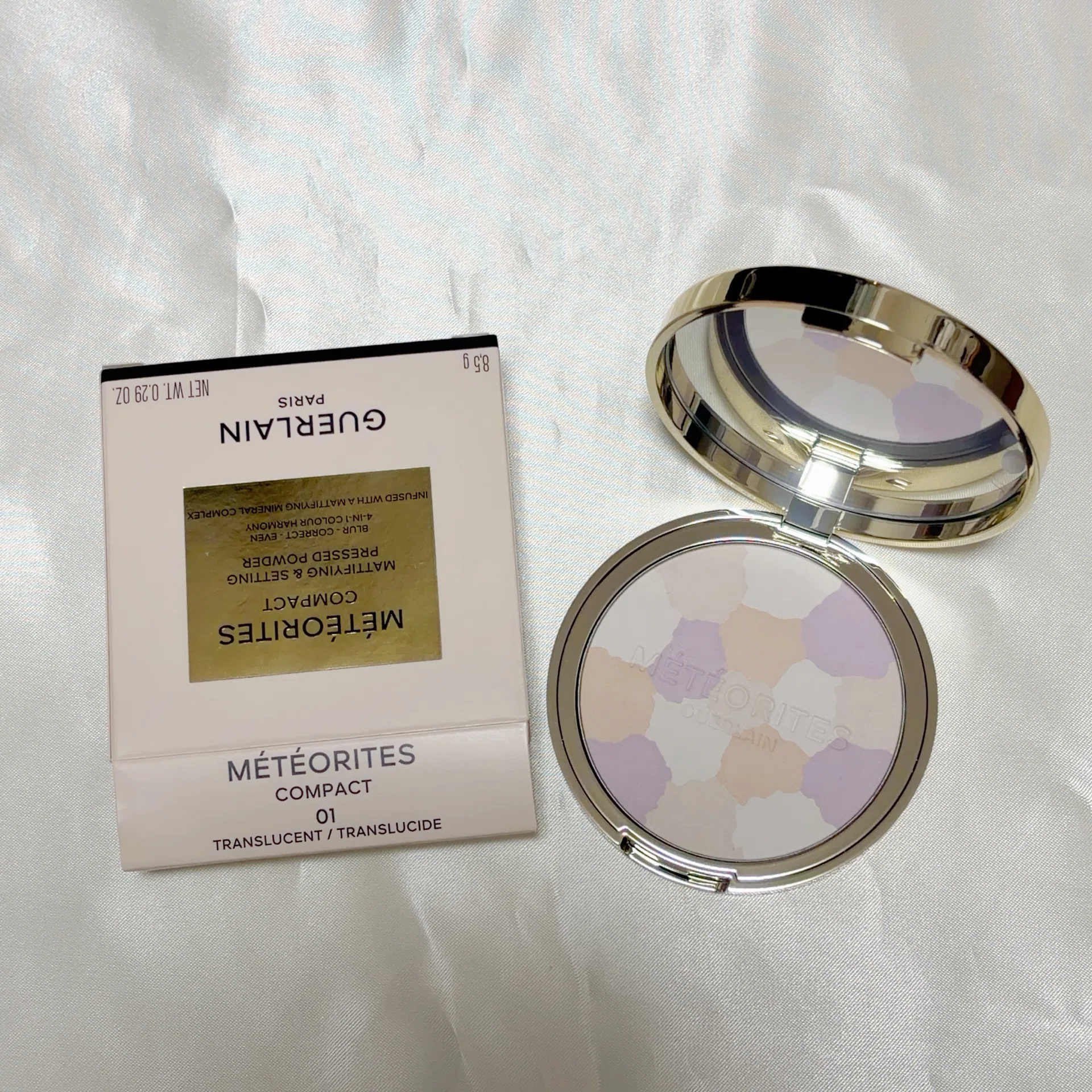 Powder Research for the 40s Part 1] Guerlain Météorites Compact 01