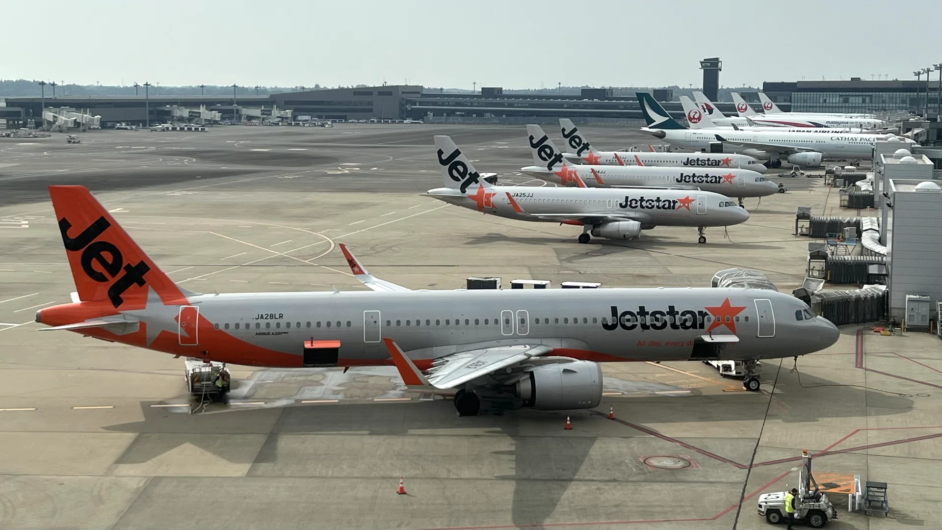 LCCに潜む快適機材。ジェットスター A321neoで新千歳へ｜しむらっち