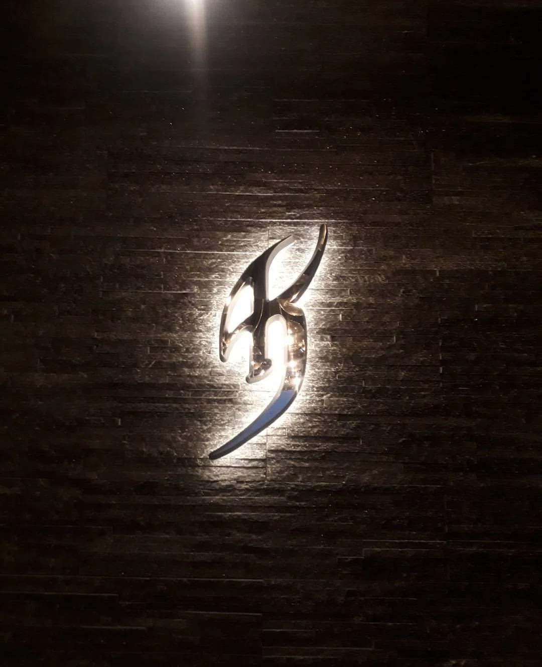 氷室京介】西麻布『PERSONAL JESUS BAR -REVOLVER-』｜たっど0511