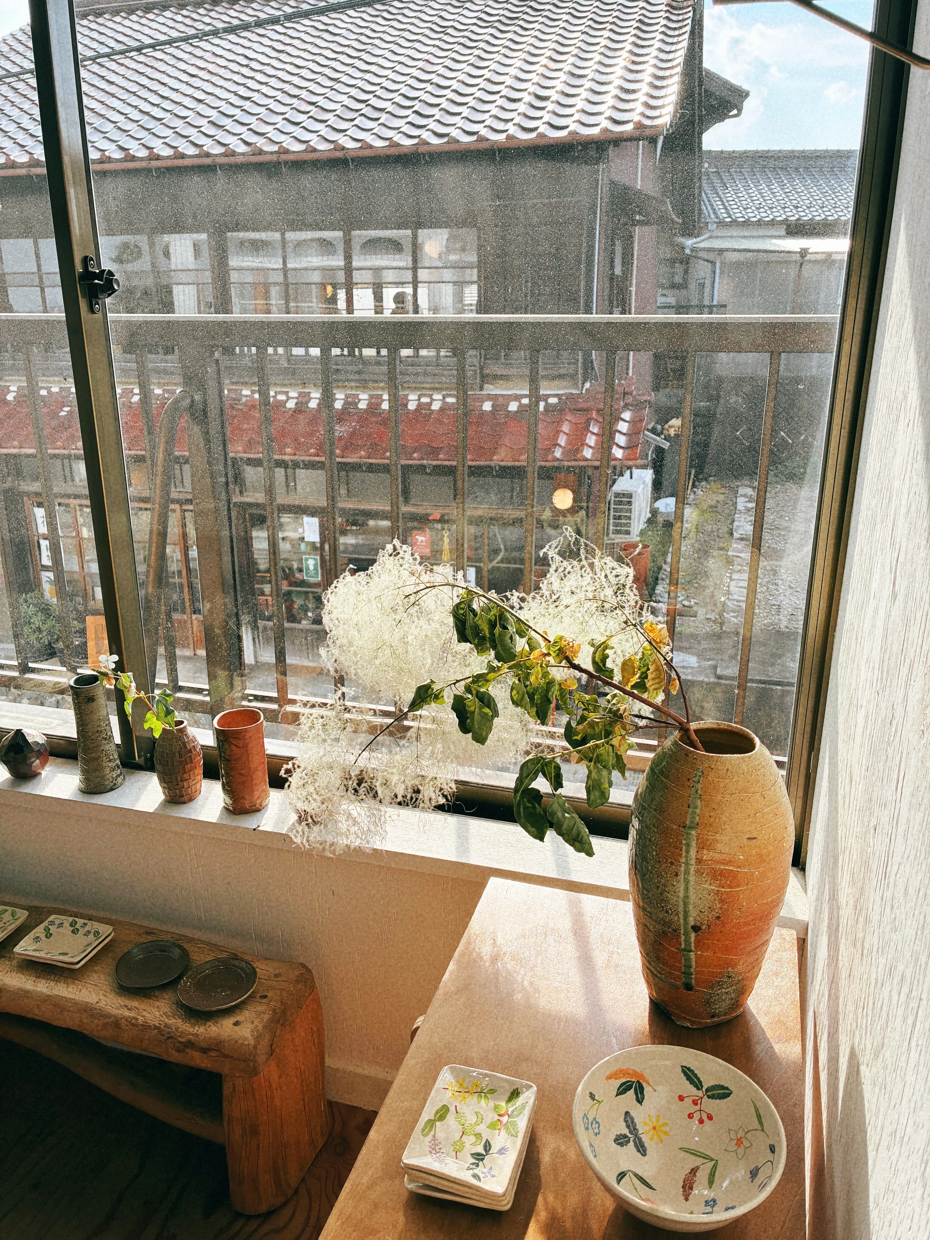 個展、開催中です。｜藍菖窯