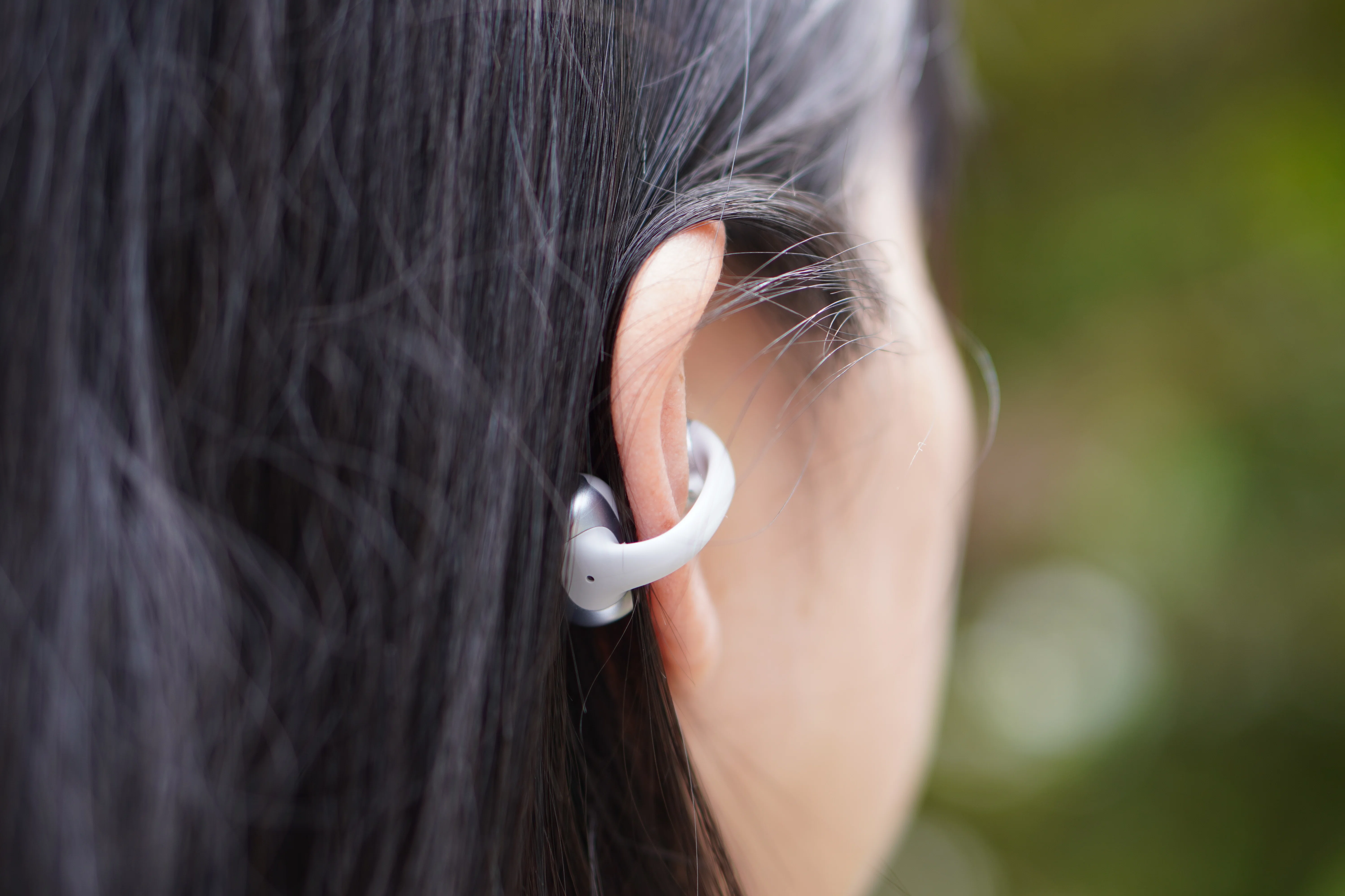 Shokz OpenDots 2レビュー｜音質・デザイン・快適性を高次元で両立した